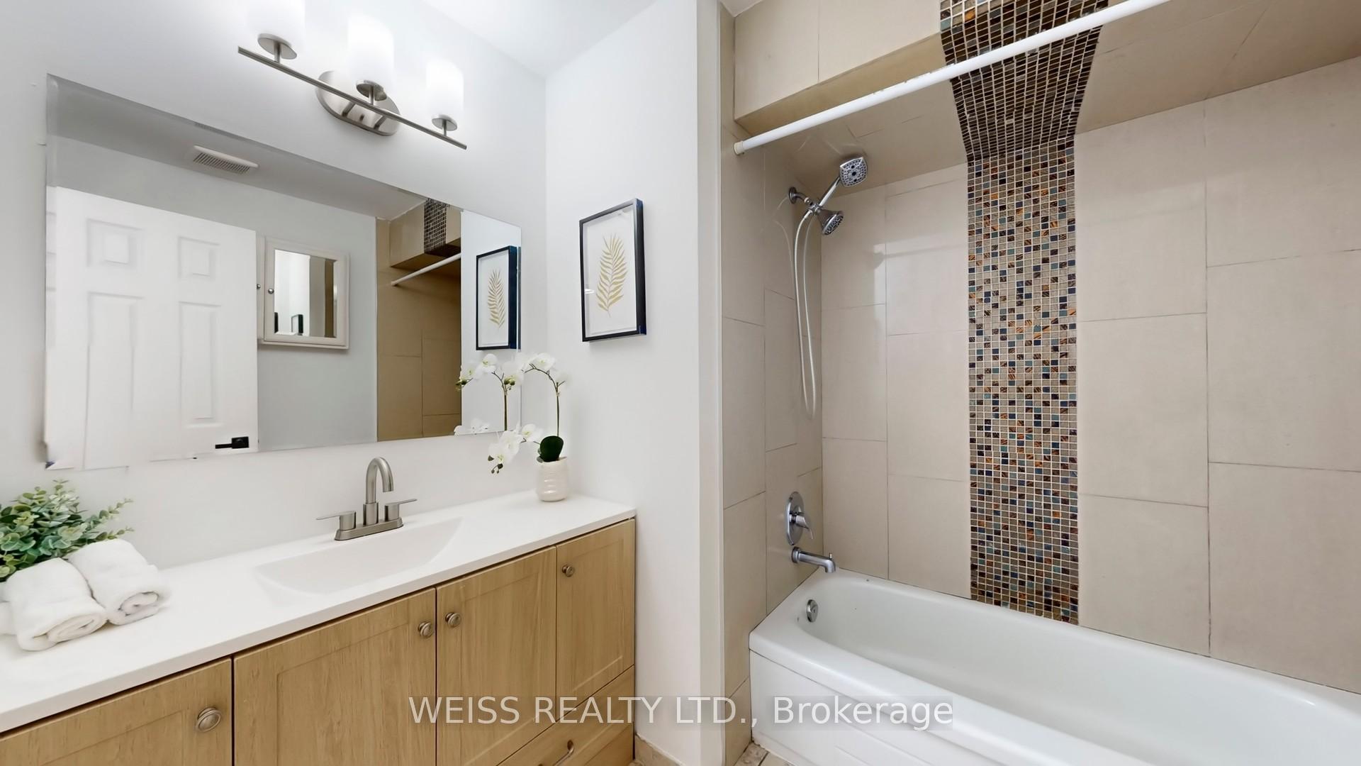 Photo 28 of 9 Tralee Street, Brampton, Heart Lake West — HOMEH