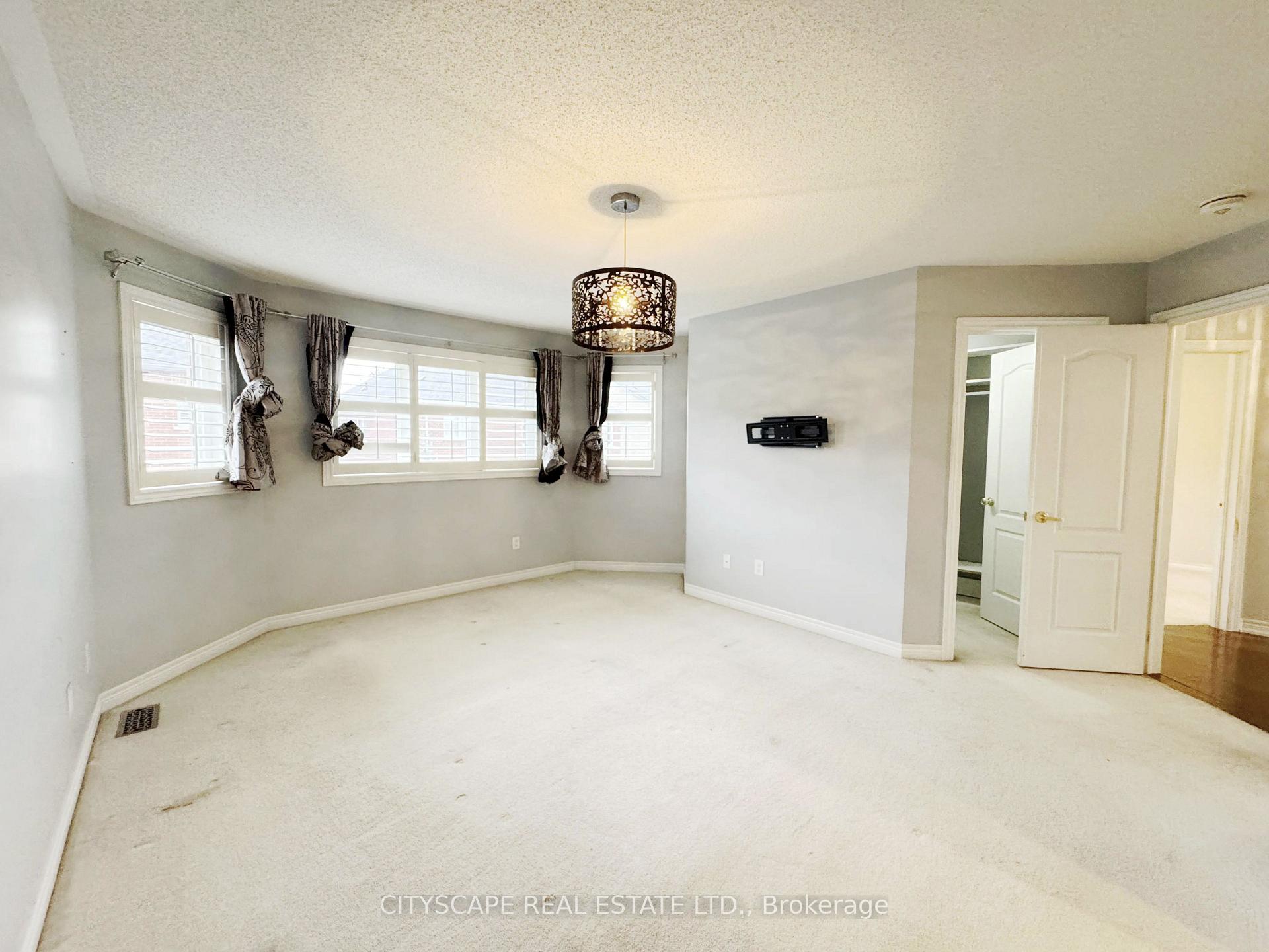 Photo 20 of 405 Scott Boulevard, Milton, Scott — HOMEH