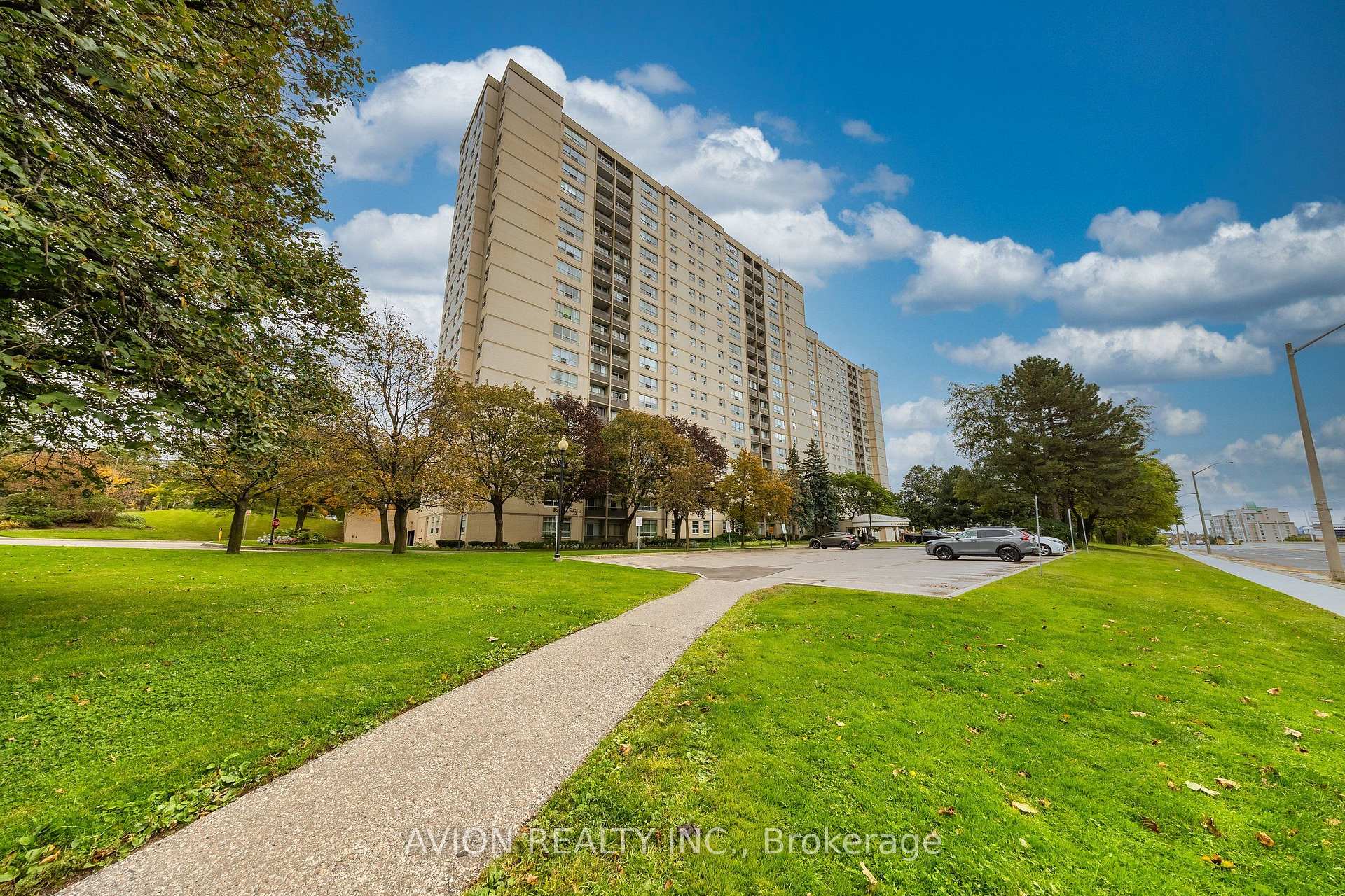 Photo of Unit 1911, 5 Parkway Forest Drive