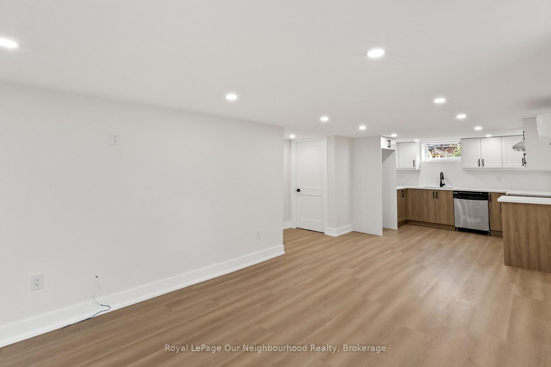 Photo 3 of Unit B, 513 Parkhill Road, Peterborough, Town Ward 3 — HOMEH