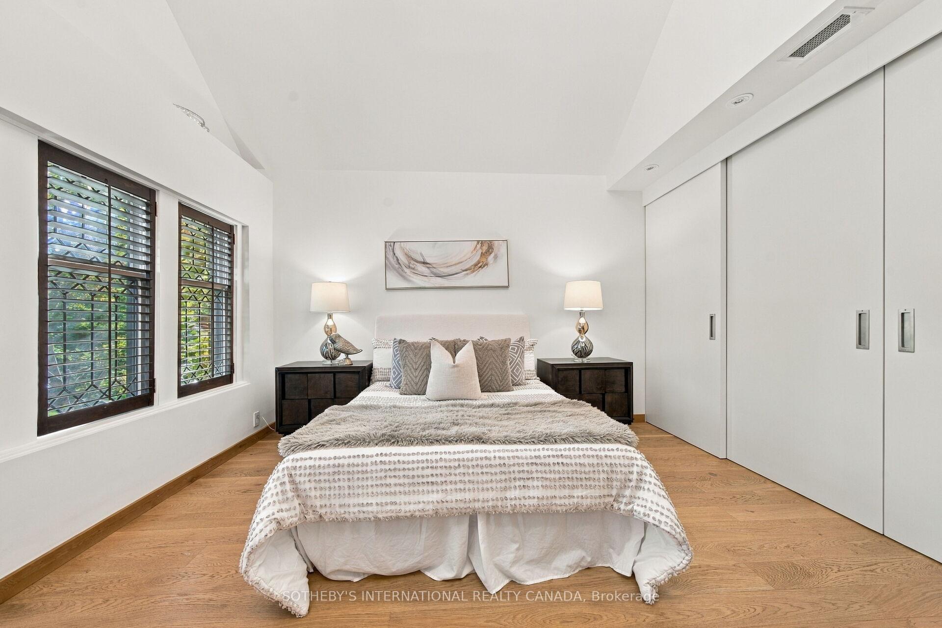 Photo 10 of 16 Sunnybrook Road, Toronto, High Park-Swansea — HOMEH