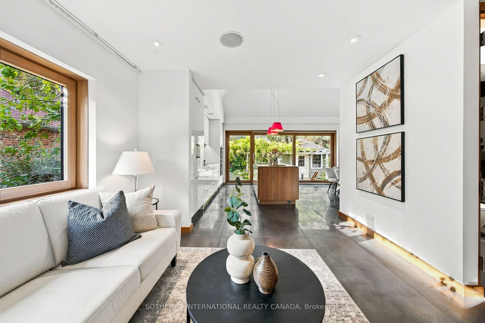 Photo 23 of 16 Sunnybrook Road, Toronto, High Park-Swansea — HOMEH