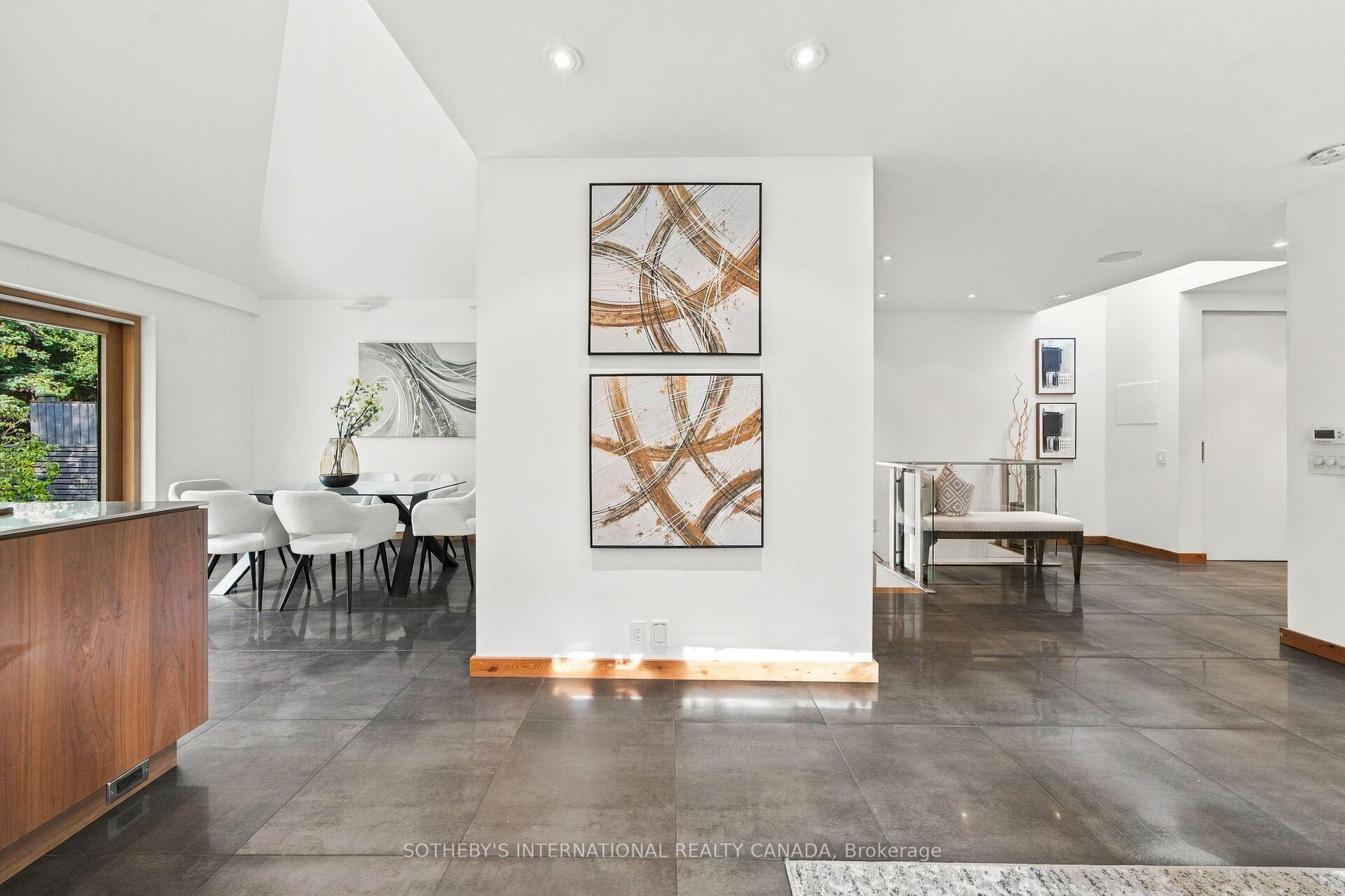 Photo 24 of 16 Sunnybrook Road, Toronto, High Park-Swansea — HOMEH