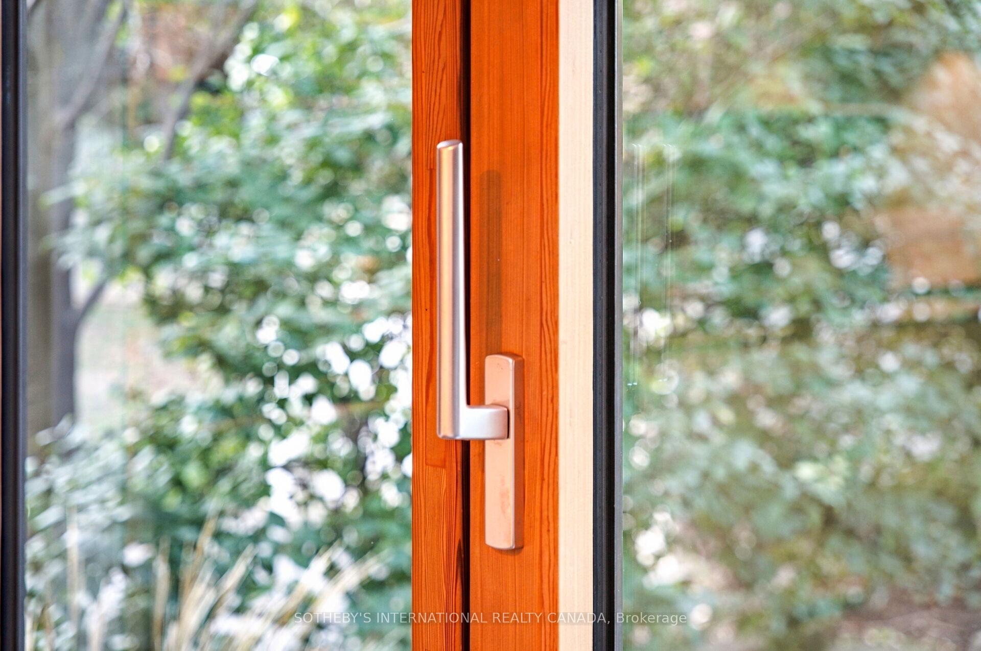Photo 27 of 16 Sunnybrook Road, Toronto, High Park-Swansea — HOMEH