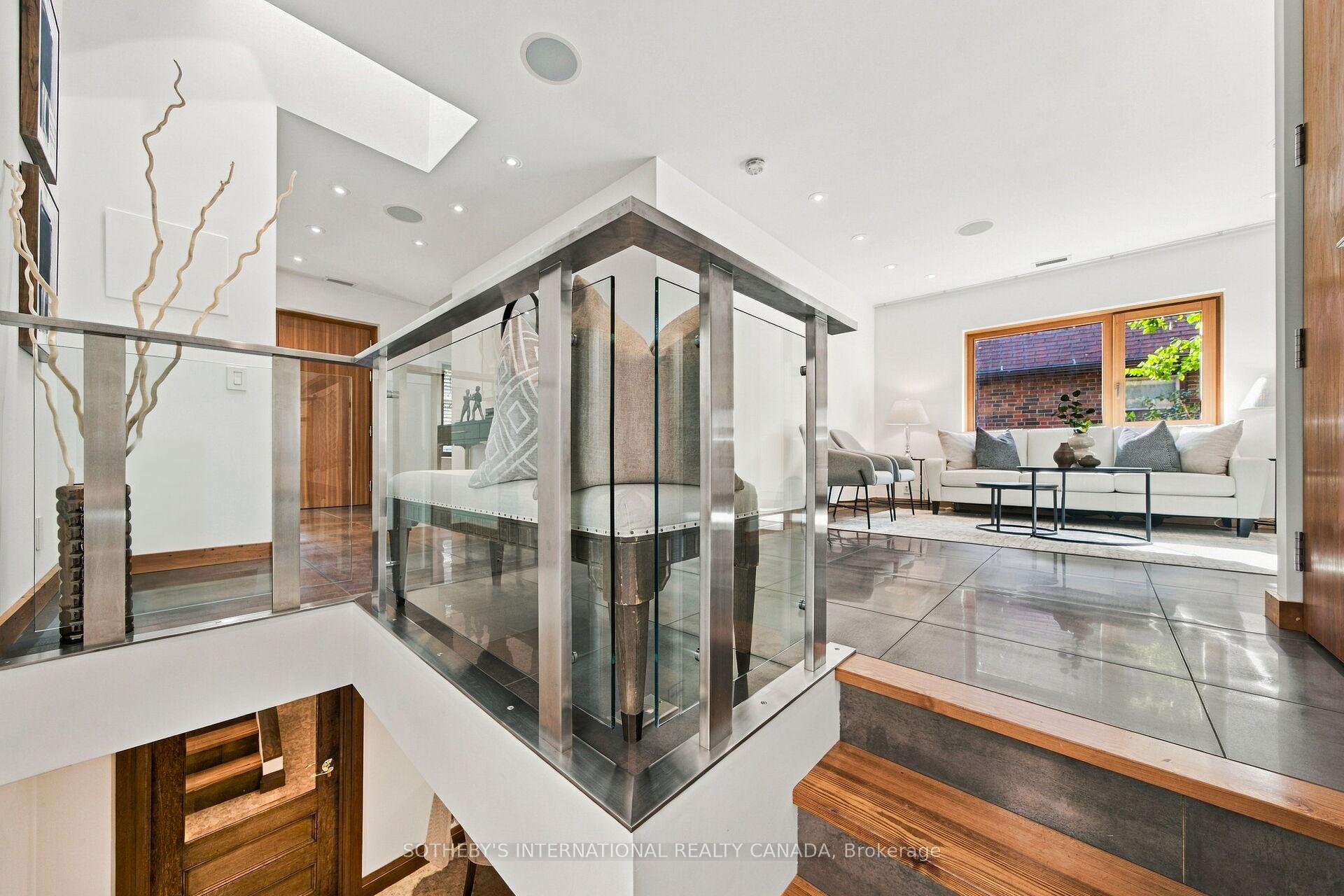 Photo 30 of 16 Sunnybrook Road, Toronto, High Park-Swansea — HOMEH