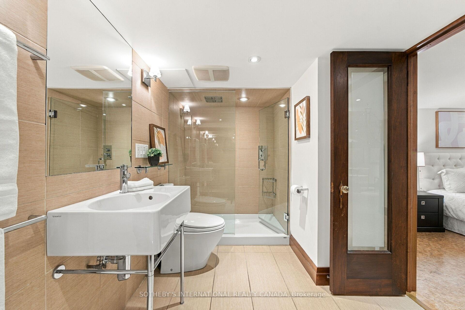 Photo 38 of 16 Sunnybrook Road, Toronto, High Park-Swansea — HOMEH