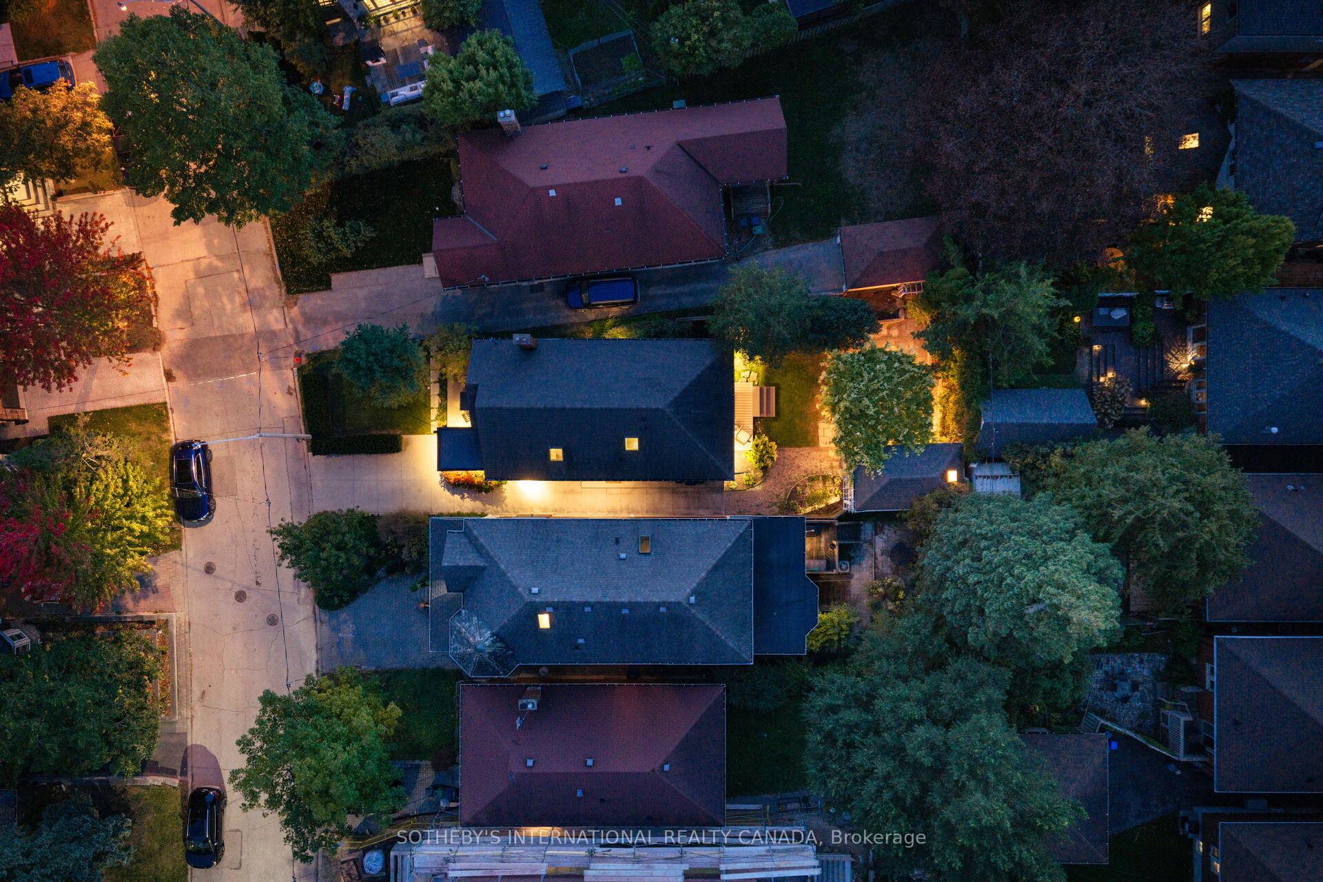 Photo 47 of 16 Sunnybrook Road, Toronto, High Park-Swansea — HOMEH
