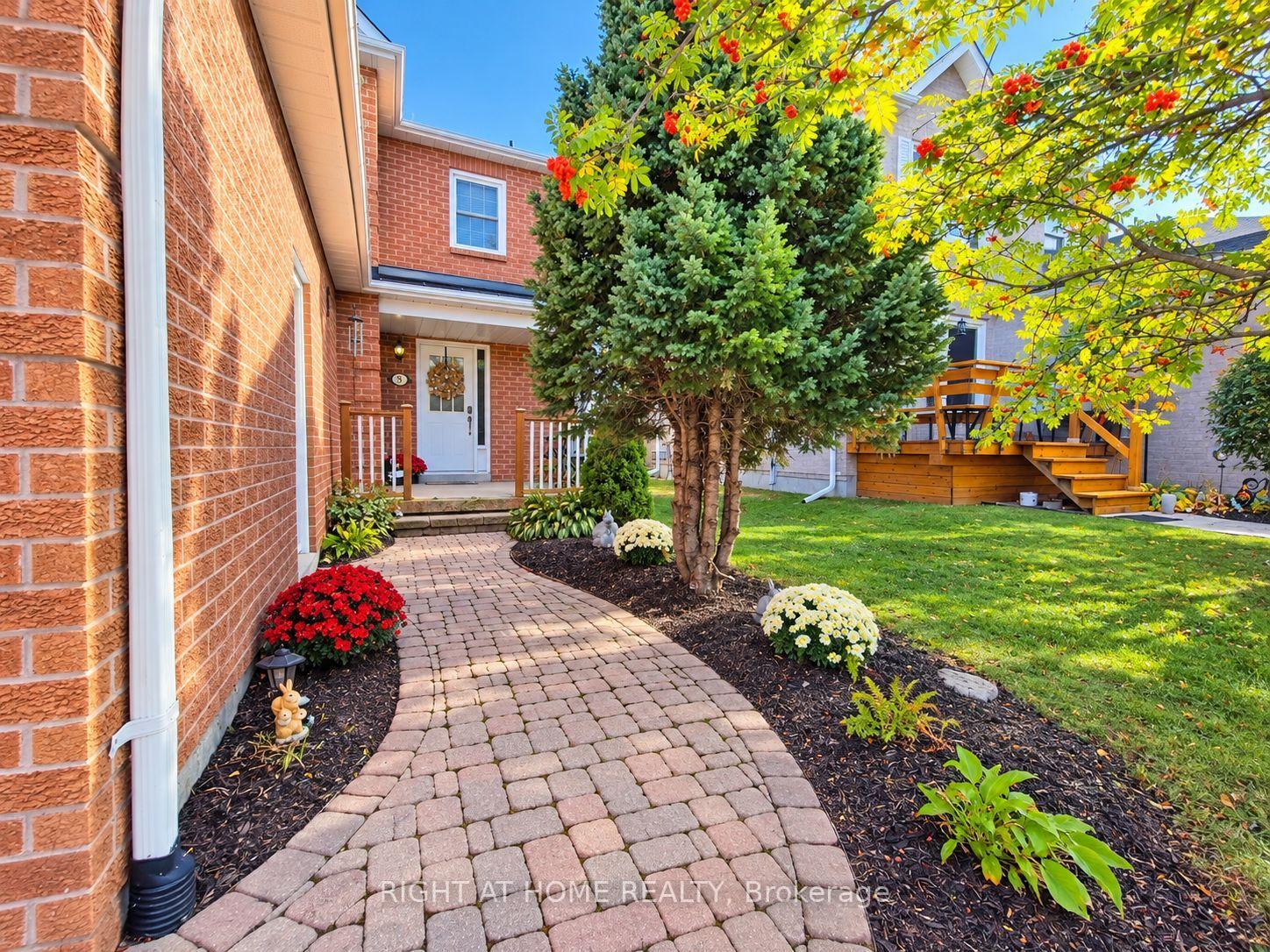 Photo 3 of 9 Sherie Drive, Georgina, Keswick North — HOMEH