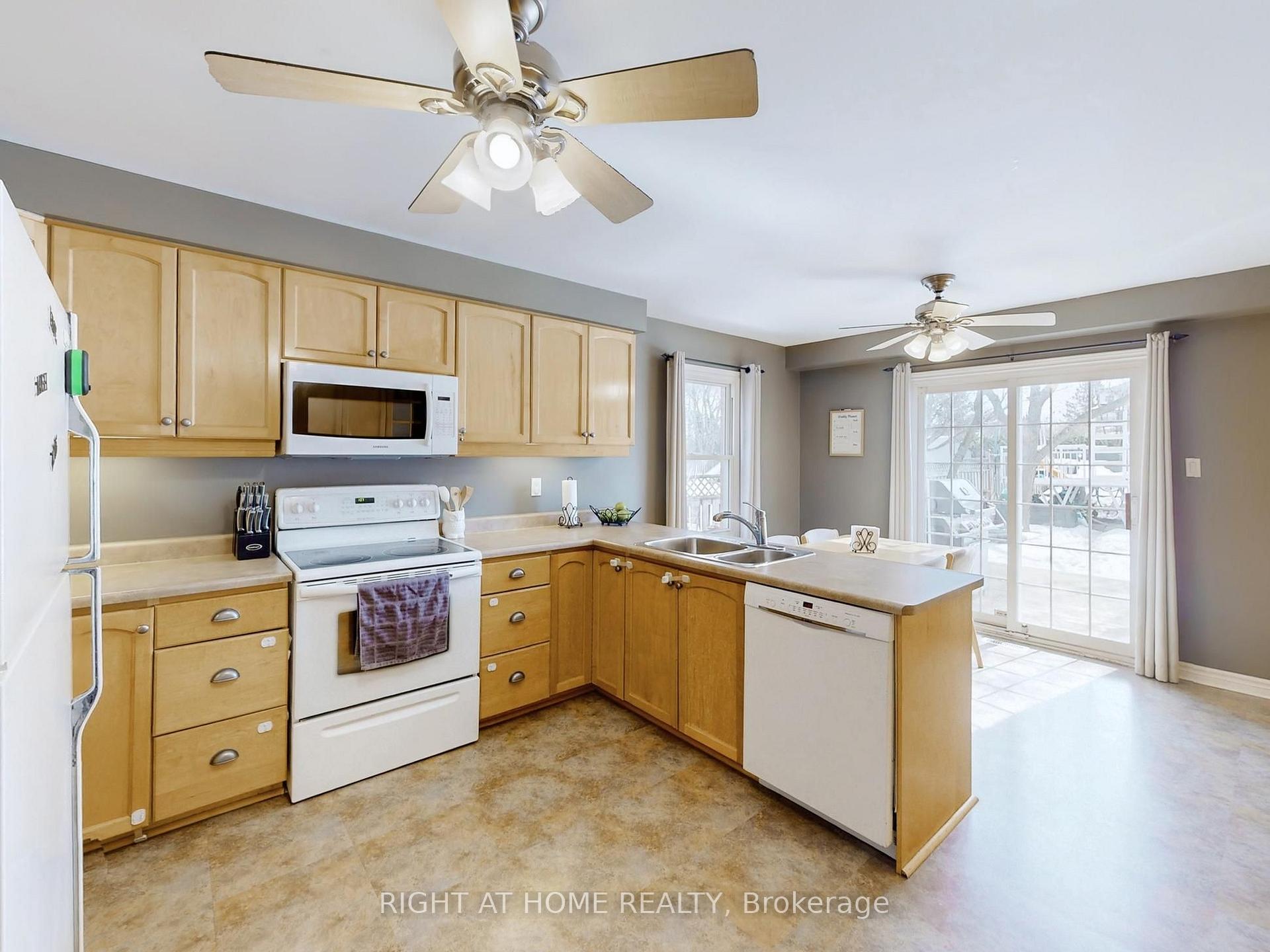 Photo 15 of 9 Sherie Drive, Georgina, Keswick North — HOMEH