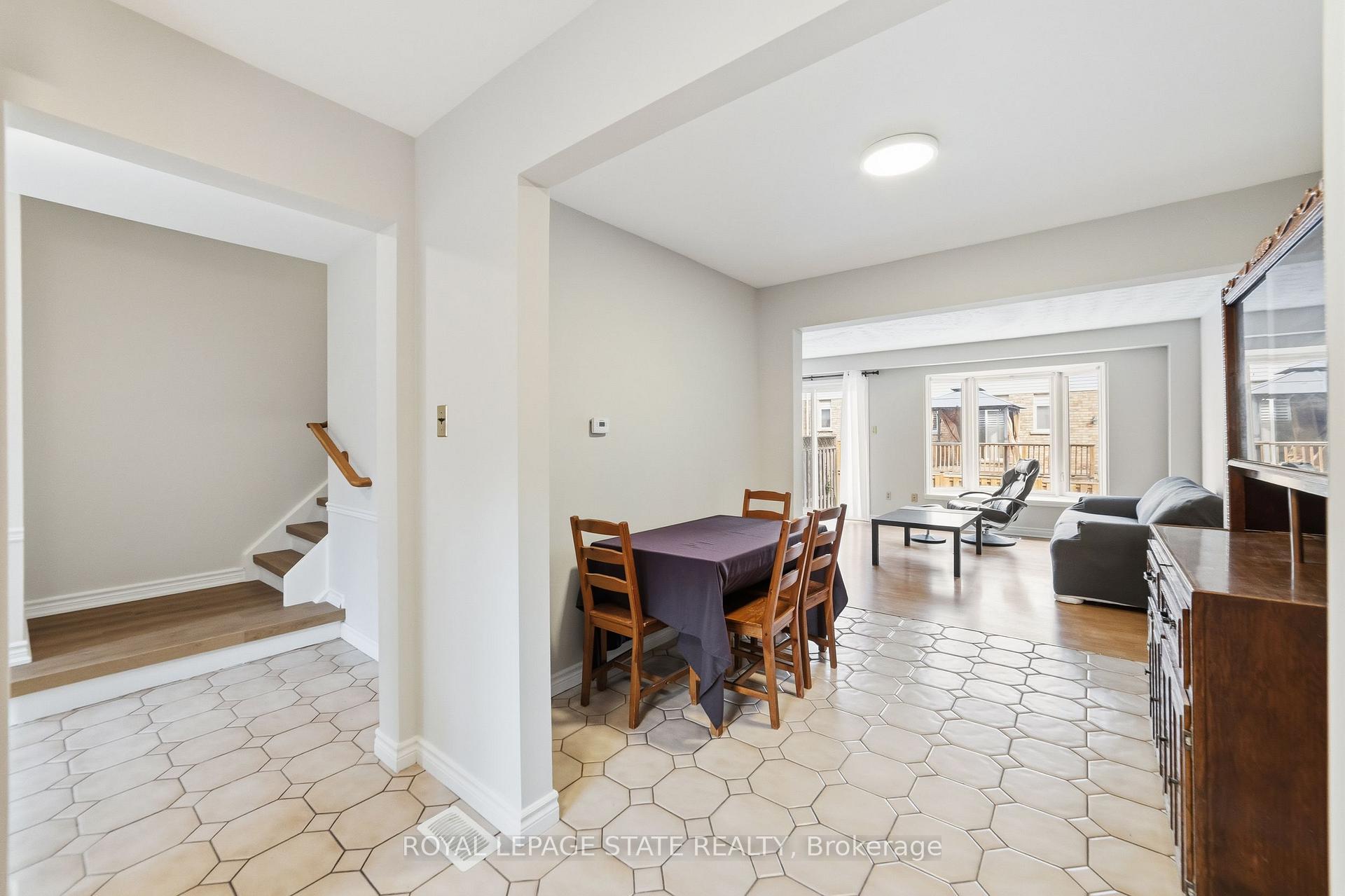 Photo 10 of Unit 5, 1475 Upper Gage Avenue, Hamilton, Randall — HOMEH
