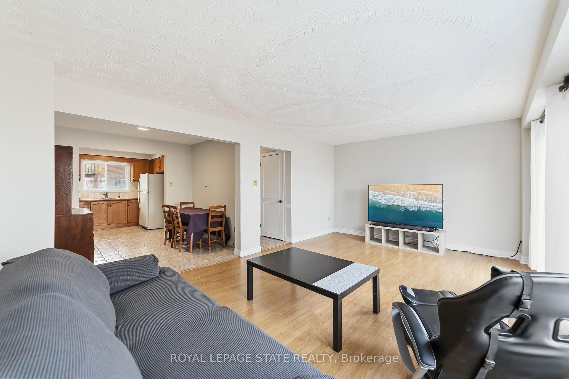 Photo 15 of Unit 5, 1475 Upper Gage Avenue, Hamilton, Randall — HOMEH