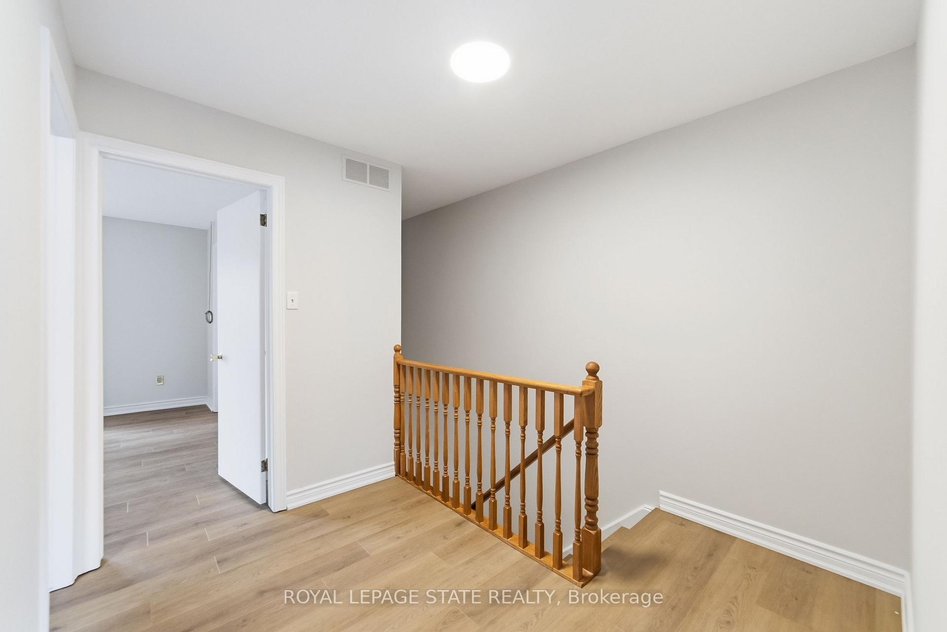 Photo 18 of Unit 5, 1475 Upper Gage Avenue, Hamilton, Randall — HOMEH