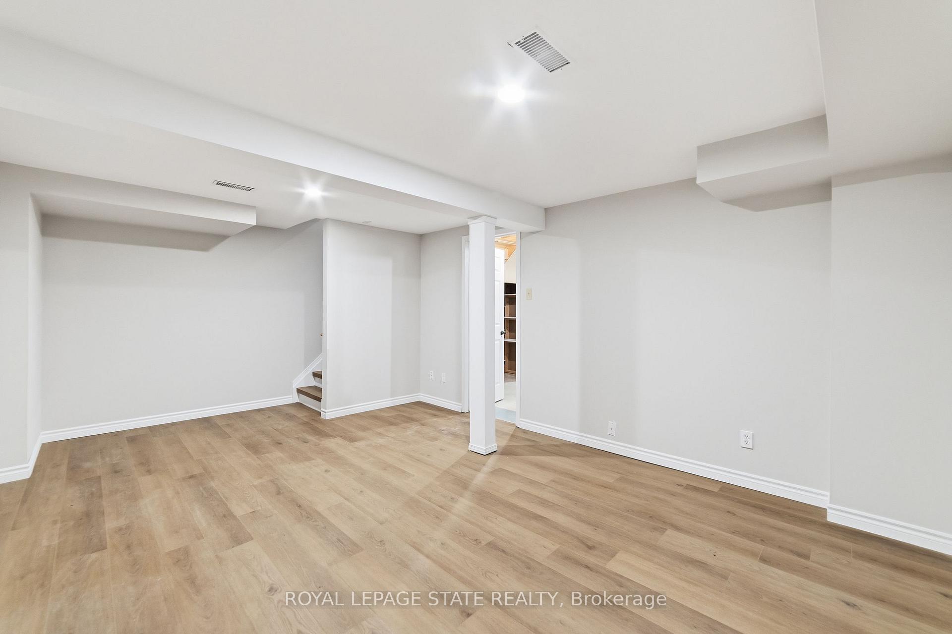 Photo 32 of Unit 5, 1475 Upper Gage Avenue, Hamilton, Randall — HOMEH