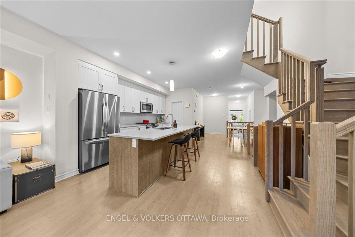 Photo 7 of 124 Patchell Place N, North Grenville, North Grenville Twp (Kemptville South) — HOMEH