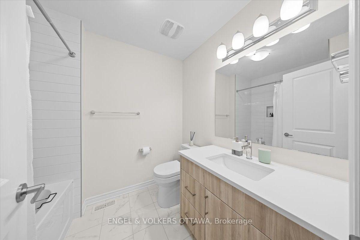 Photo 31 of 124 Patchell Place N, North Grenville, North Grenville Twp (Kemptville South) — HOMEH