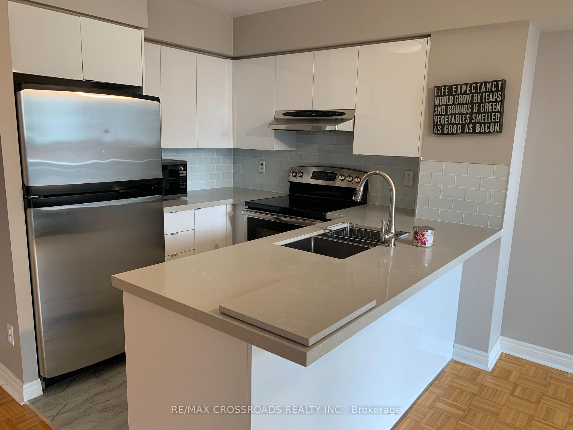 Photo 6 of Unit 1211, 43 Eglinton Avenue E, Toronto, Mount Pleasant West — HOMEH