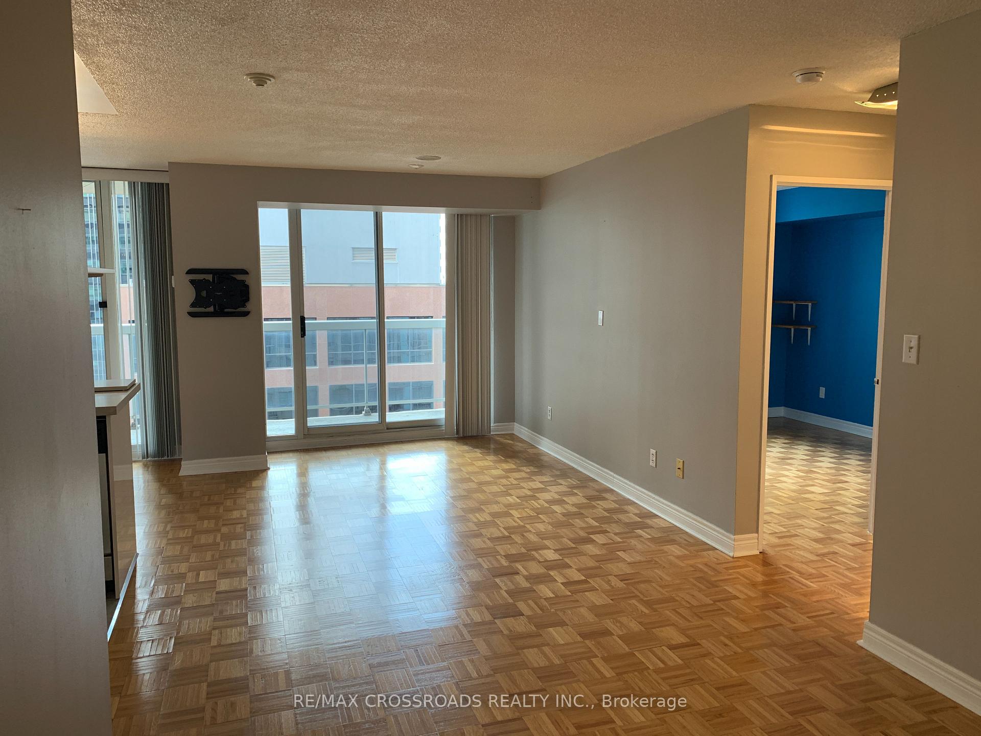 Photo 10 of Unit 1211, 43 Eglinton Avenue E, Toronto, Mount Pleasant West — HOMEH