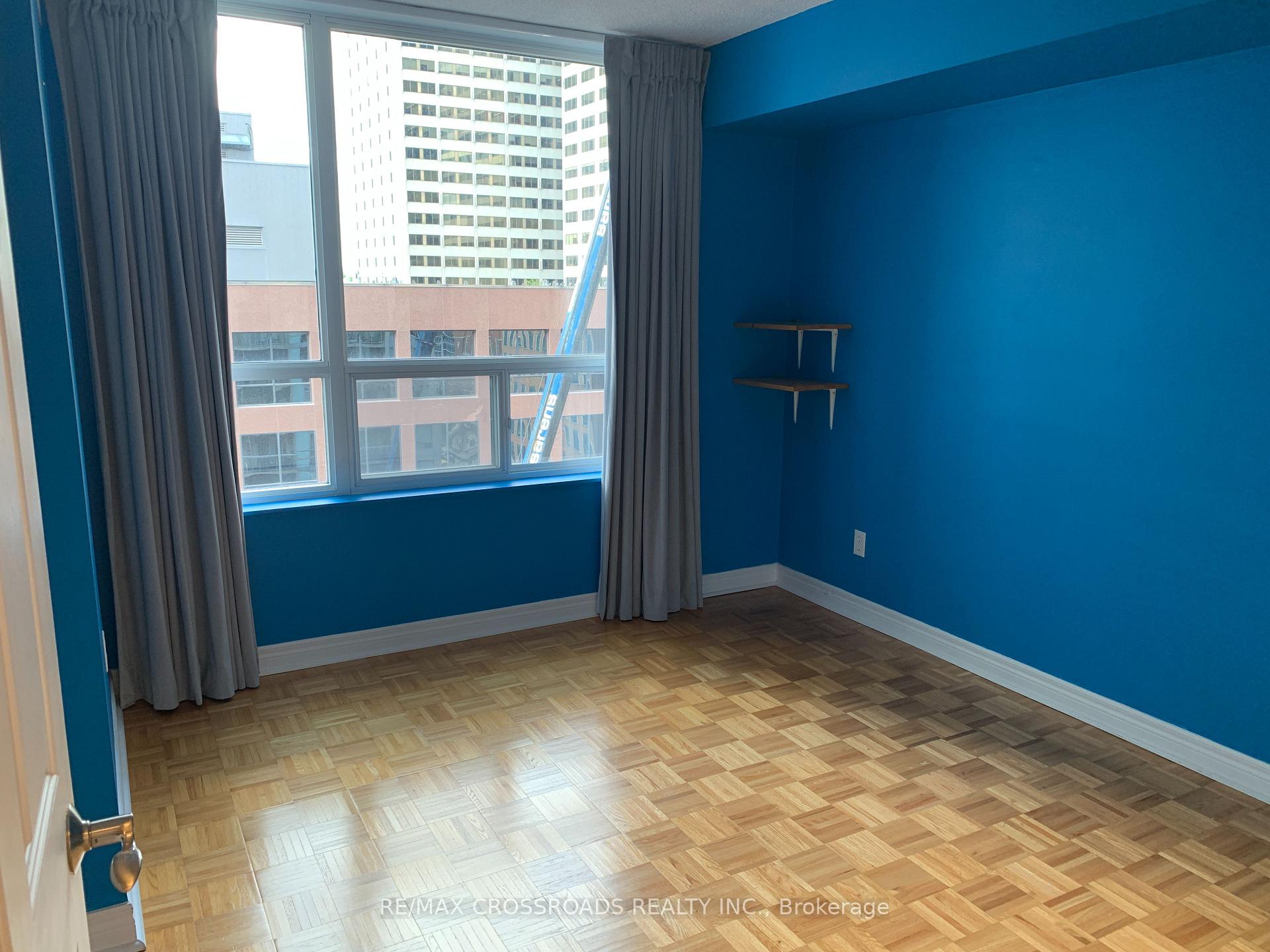 Photo 11 of Unit 1211, 43 Eglinton Avenue E, Toronto, Mount Pleasant West — HOMEH