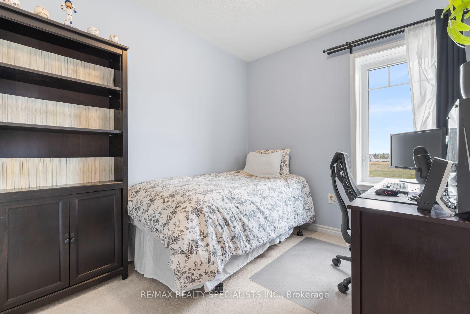 Photo 26 of 149 Asleton Boulevard, Milton, Willmott — HOMEH
