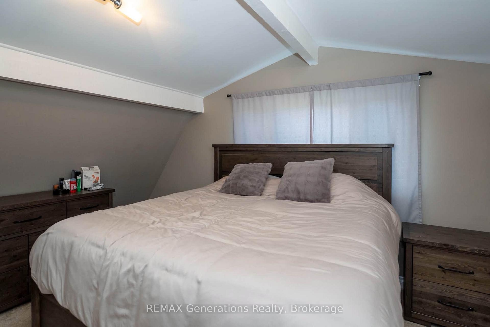 Photo 11 of 475 Hazelwood Drive, Thunder Bay, McIntyre North — HOMEH