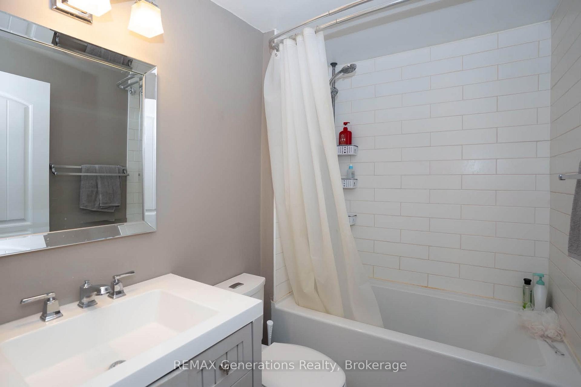 Photo 10 of 475 Hazelwood Drive, Thunder Bay, McIntyre North — HOMEH