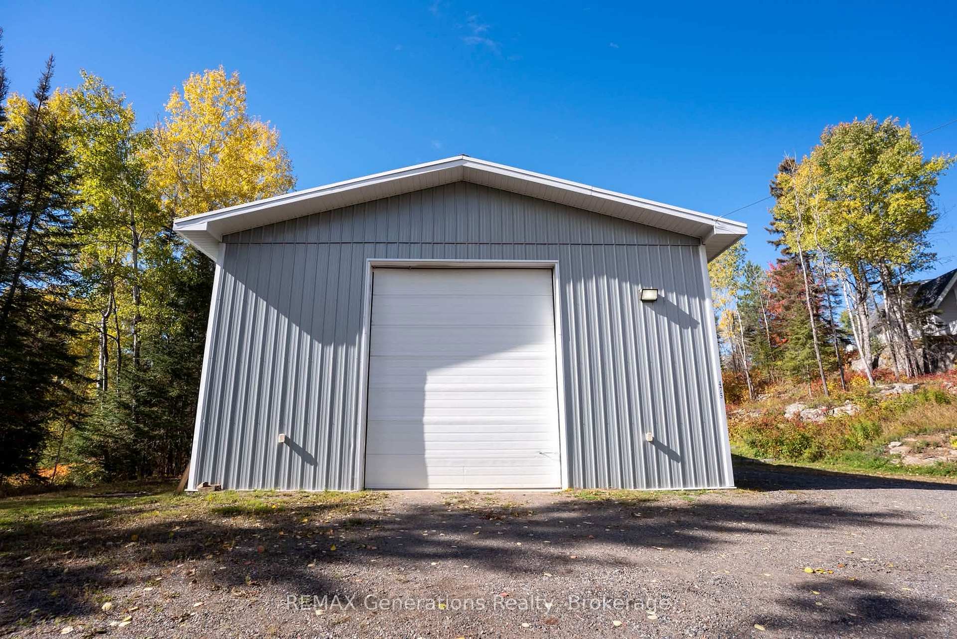 Photo 29 of 475 Hazelwood Drive, Thunder Bay, McIntyre North — HOMEH