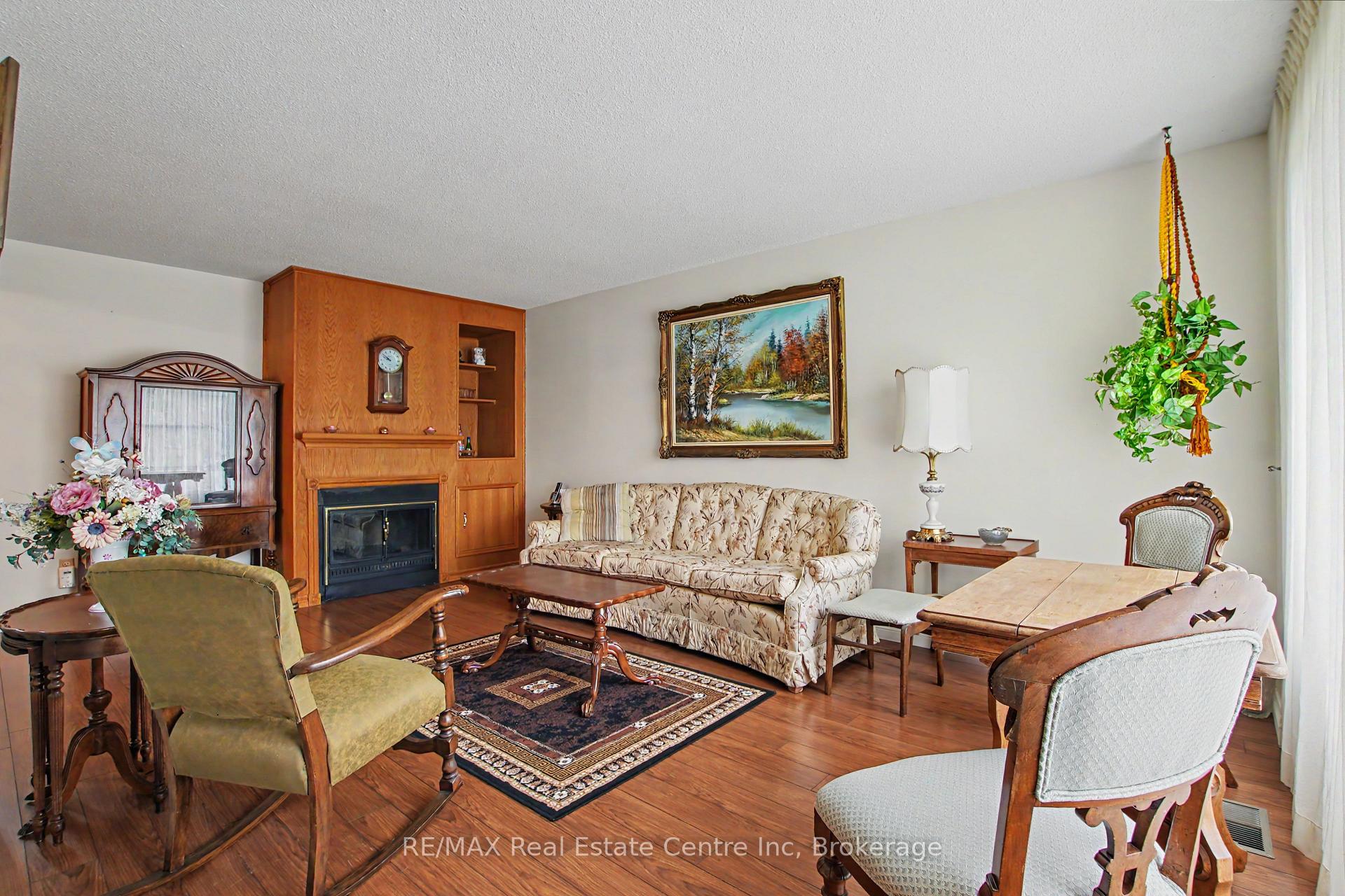 Photo 9 of 78 Rolling Meadows Drive, Kitchener, Forest Heights — HOMEH