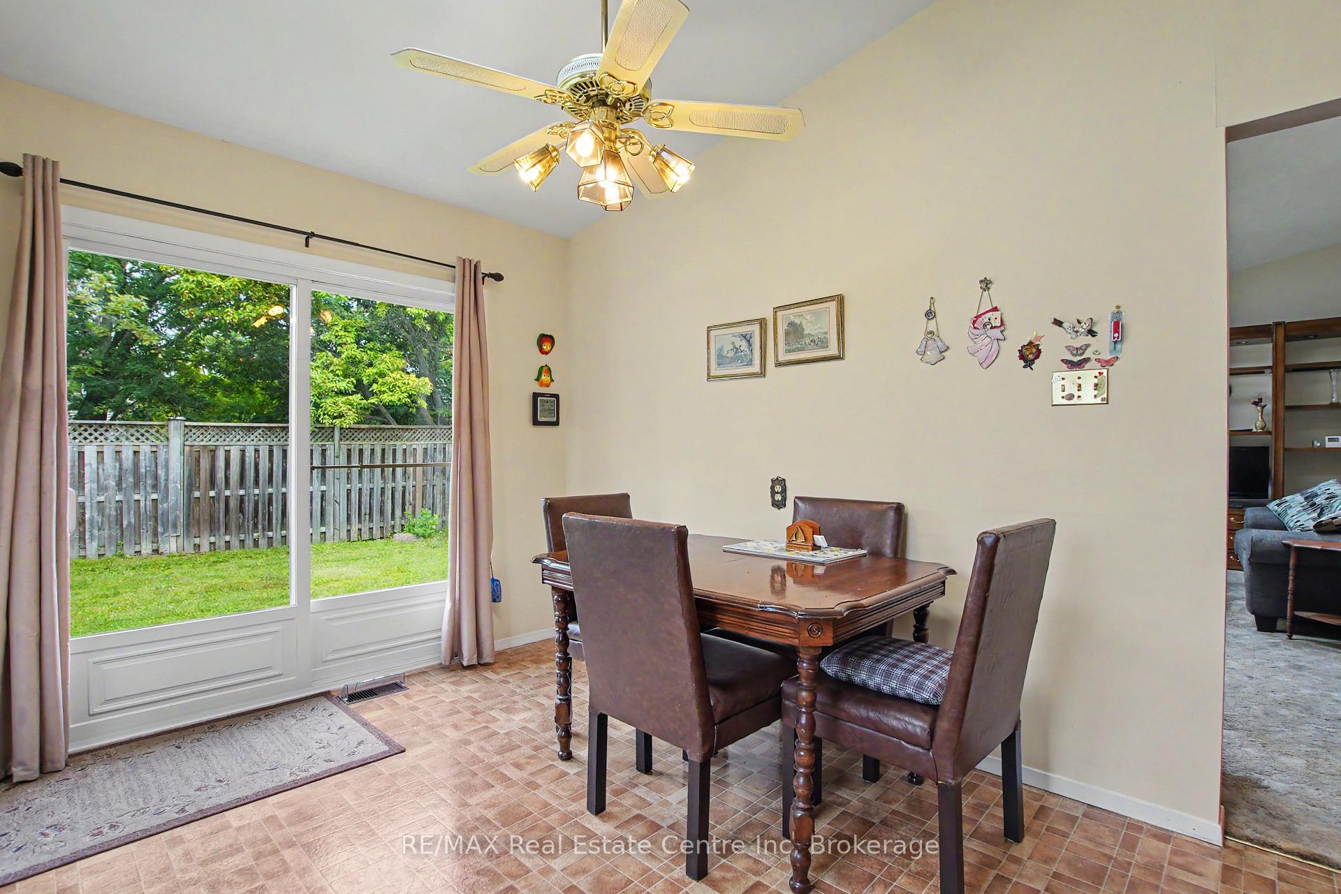 Photo 15 of 78 Rolling Meadows Drive, Kitchener, Forest Heights — HOMEH