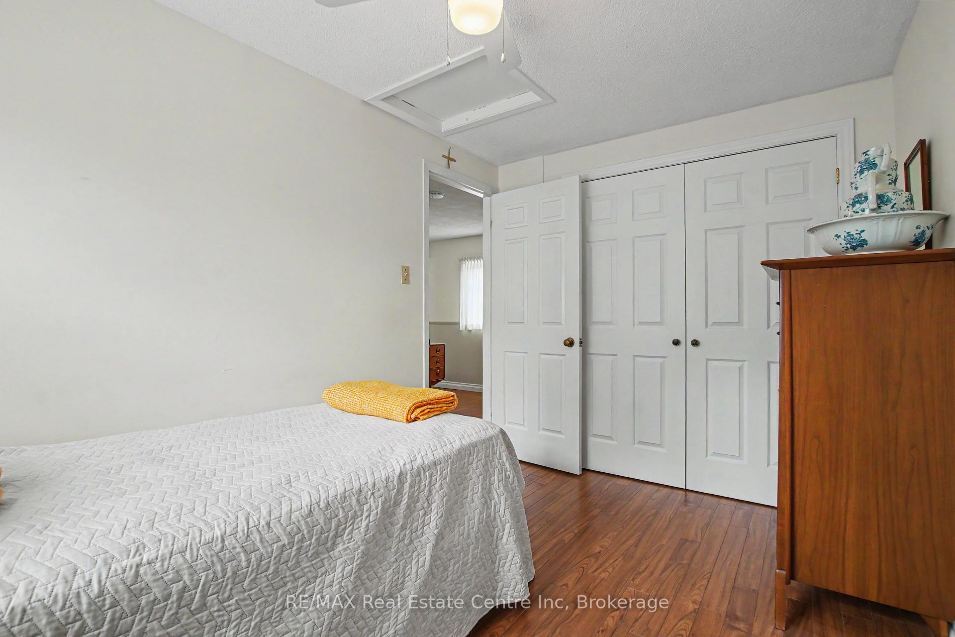 Photo 26 of 78 Rolling Meadows Drive, Kitchener, Forest Heights — HOMEH
