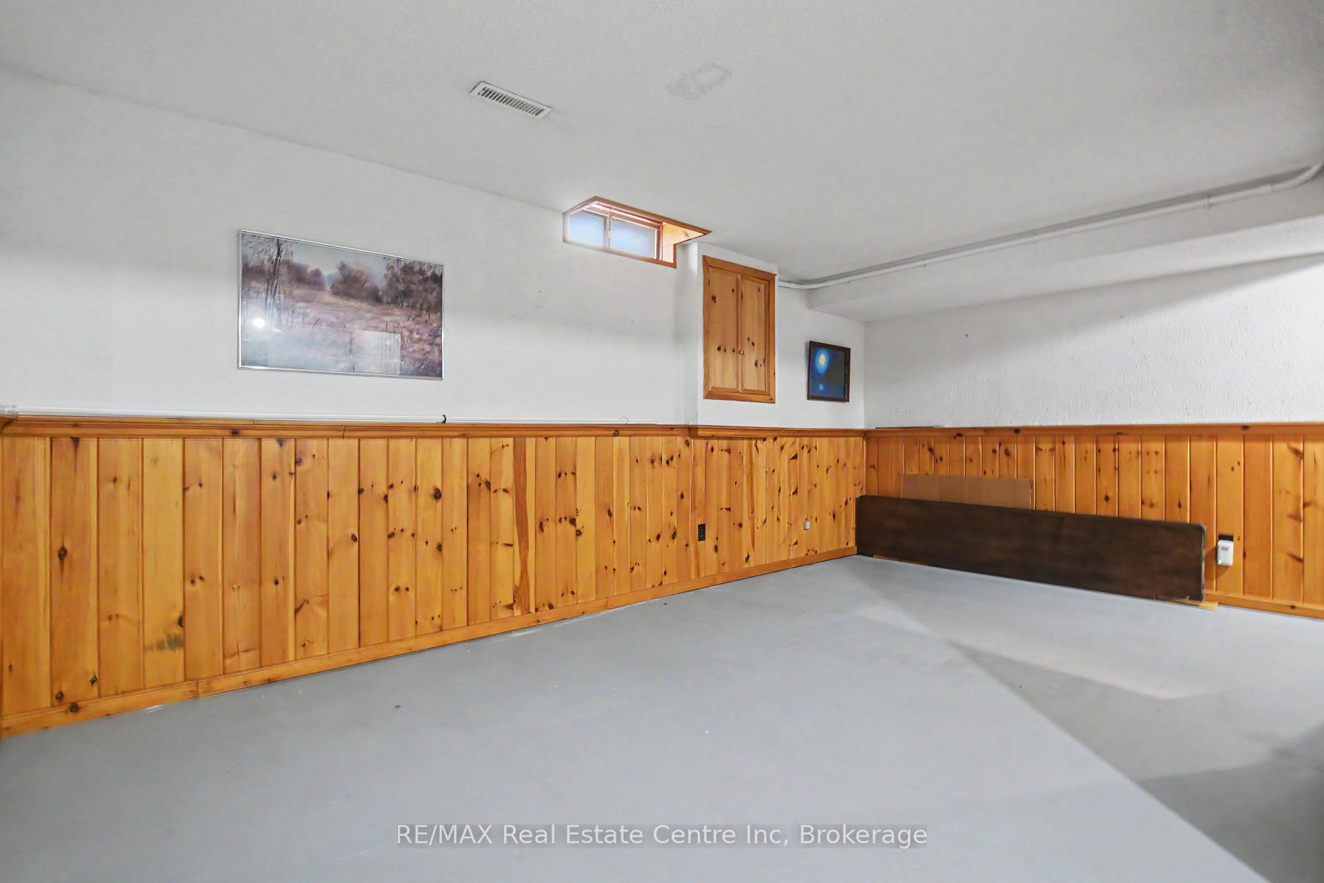 Photo 31 of 78 Rolling Meadows Drive, Kitchener, Forest Heights — HOMEH