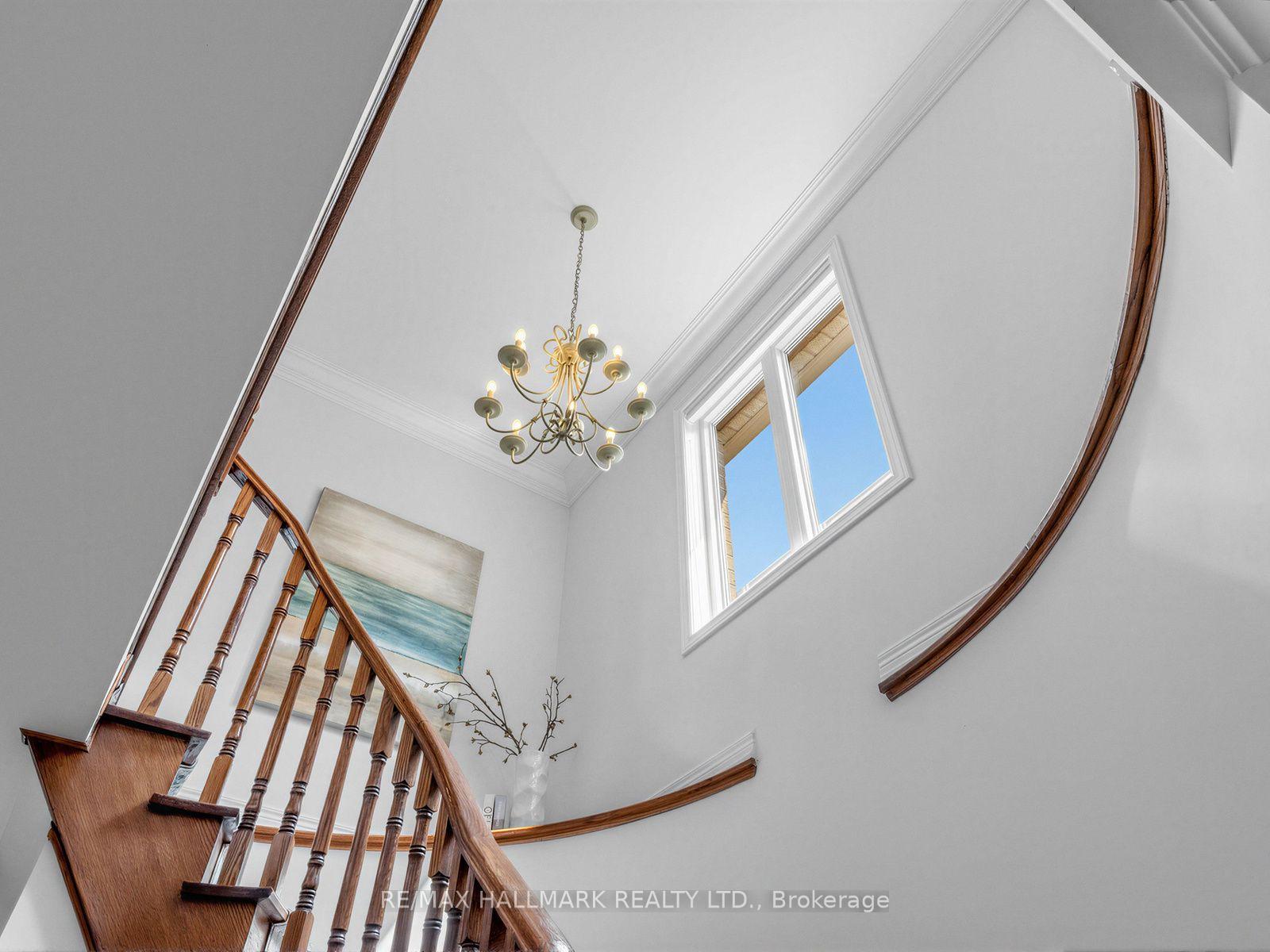 Photo 21 of 37 Cherry Bush Road, Vaughan, Patterson — HOMEH