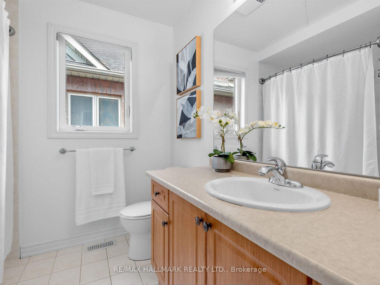 Photo 31 of 37 Cherry Bush Road, Vaughan, Patterson — HOMEH