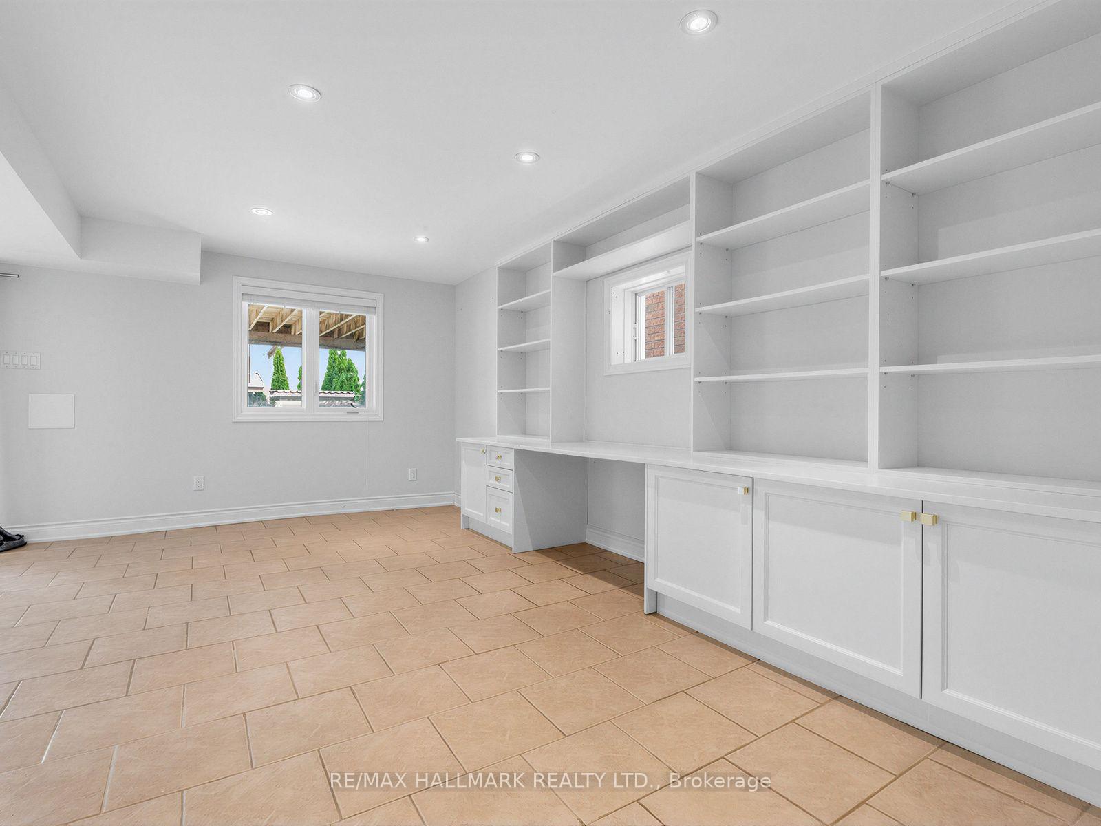 Photo 35 of 37 Cherry Bush Road, Vaughan, Patterson — HOMEH