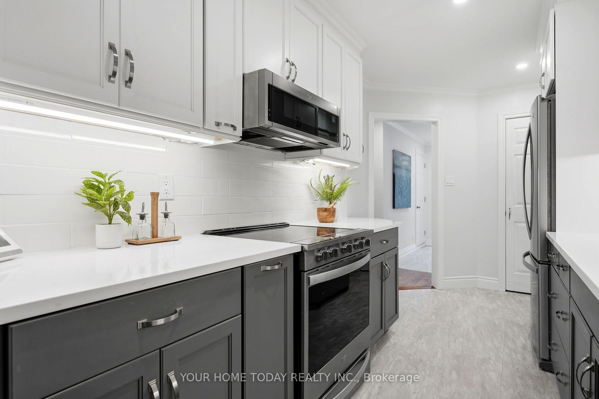 Photo 17 of 135 John Street, Halton Hills, Georgetown — HOMEH