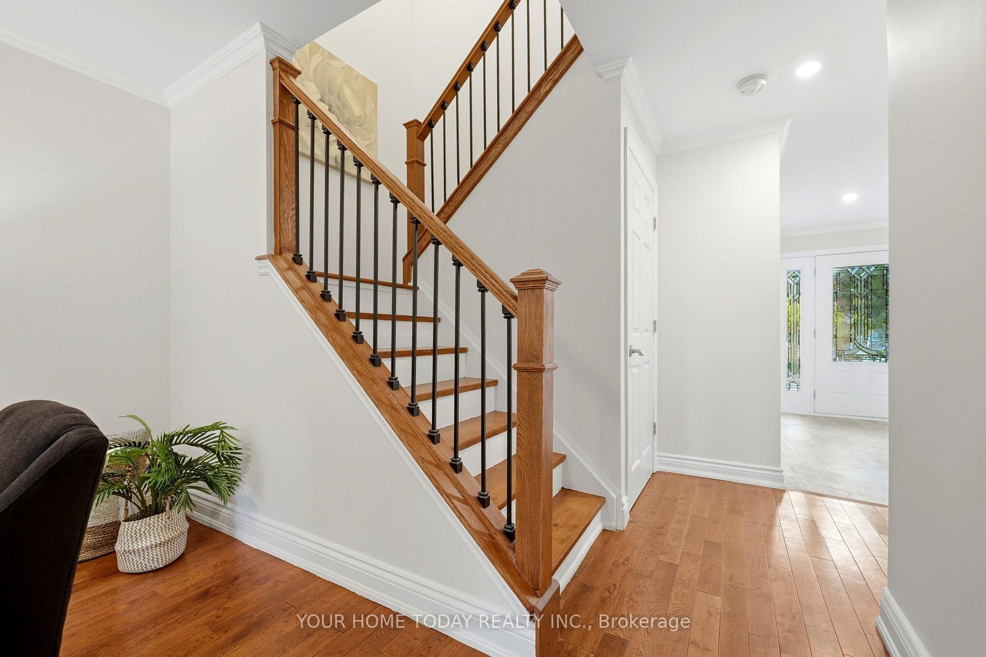 Photo 20 of 135 John Street, Halton Hills, Georgetown — HOMEH