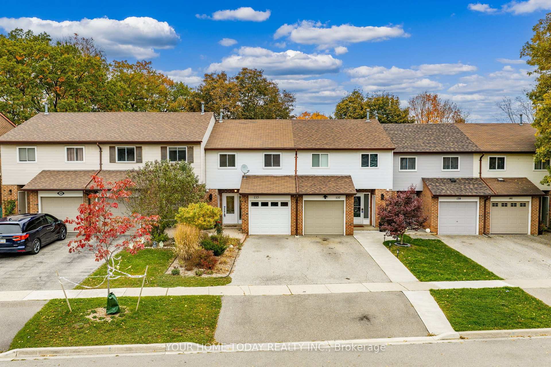 Photo 43 of 135 John Street, Halton Hills, Georgetown — HOMEH