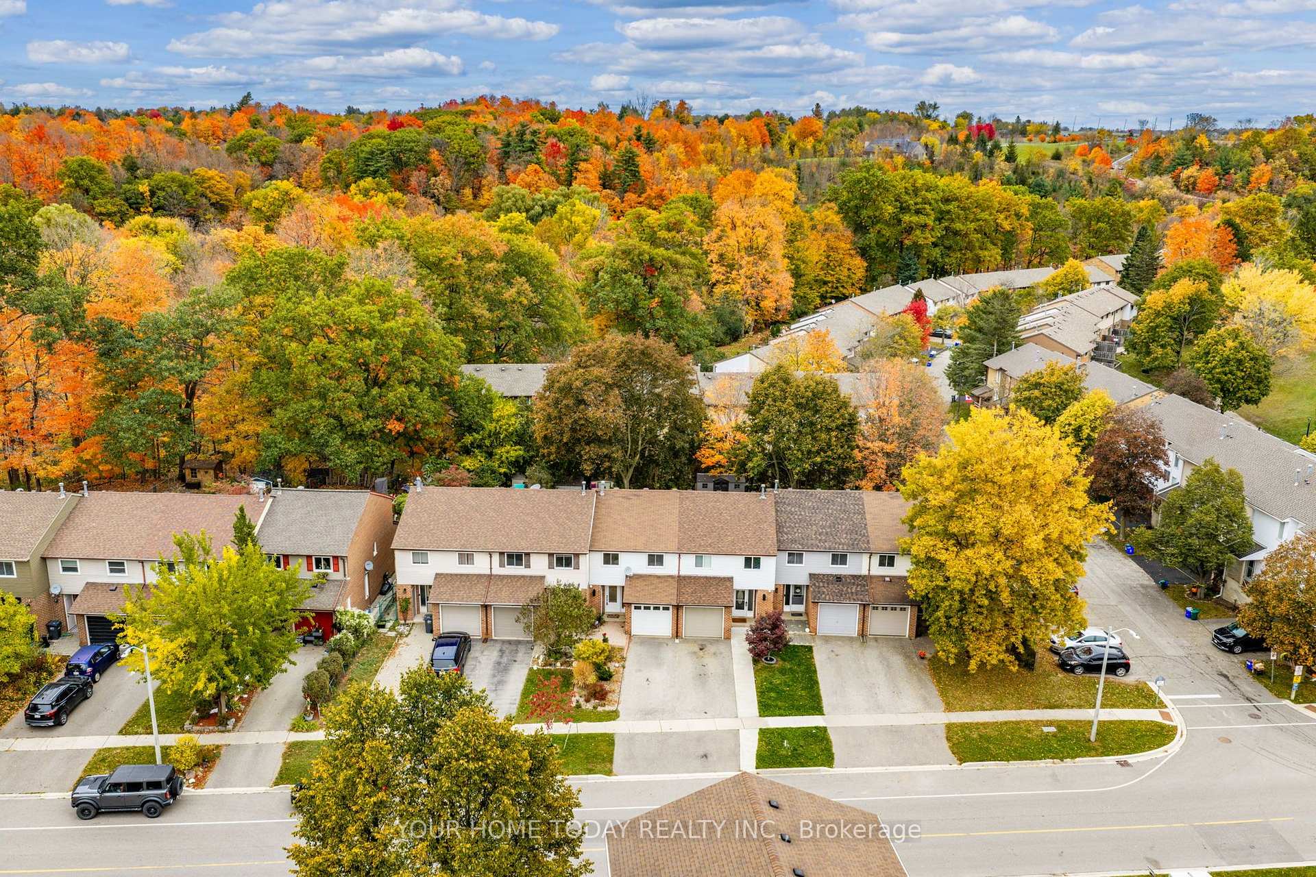 Photo 45 of 135 John Street, Halton Hills, Georgetown — HOMEH