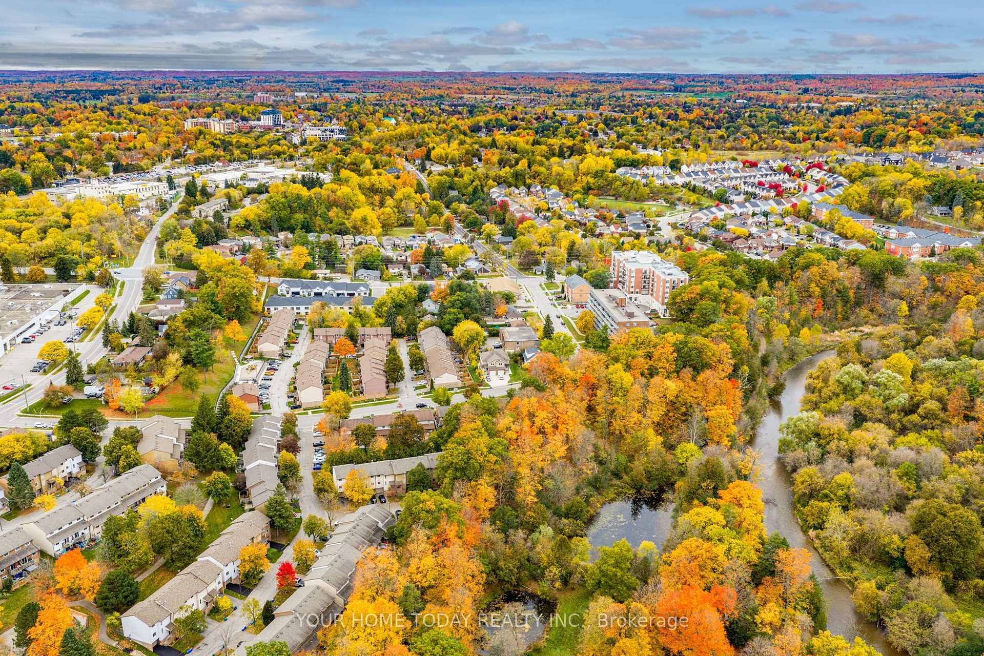 Photo 47 of 135 John Street, Halton Hills, Georgetown — HOMEH