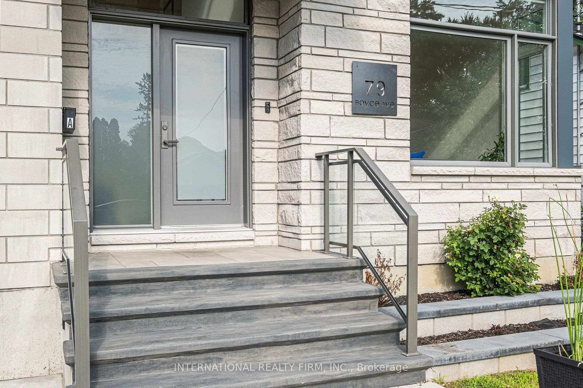 Photo 4 of 79 Boyce Avenue, Ottawa, Britannia — HOMEH