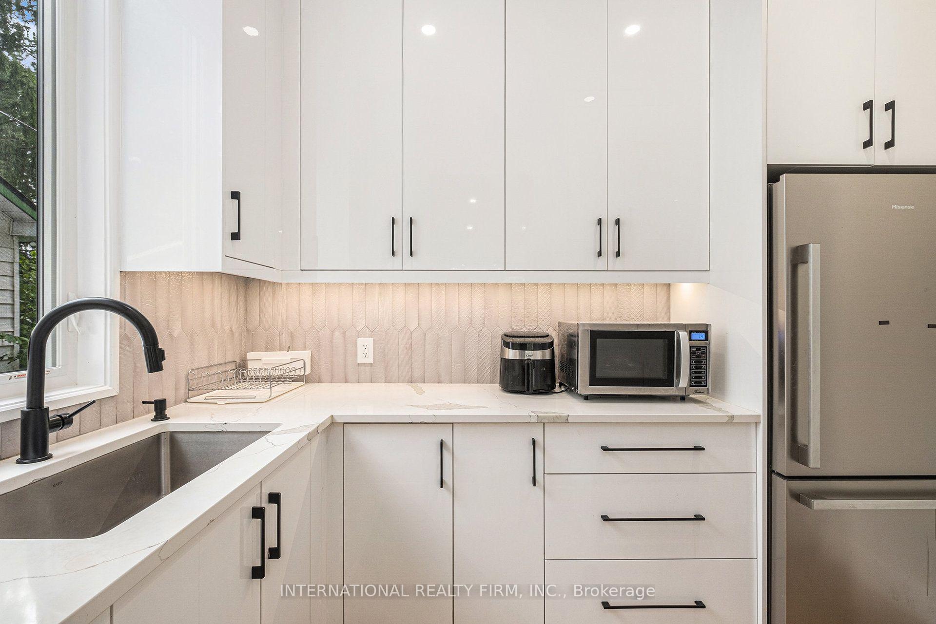 Photo 16 of 79 Boyce Avenue, Ottawa, Britannia — HOMEH