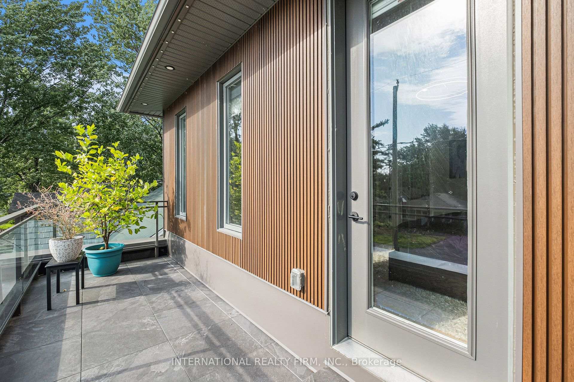 Photo 35 of 79 Boyce Avenue, Ottawa, Britannia — HOMEH