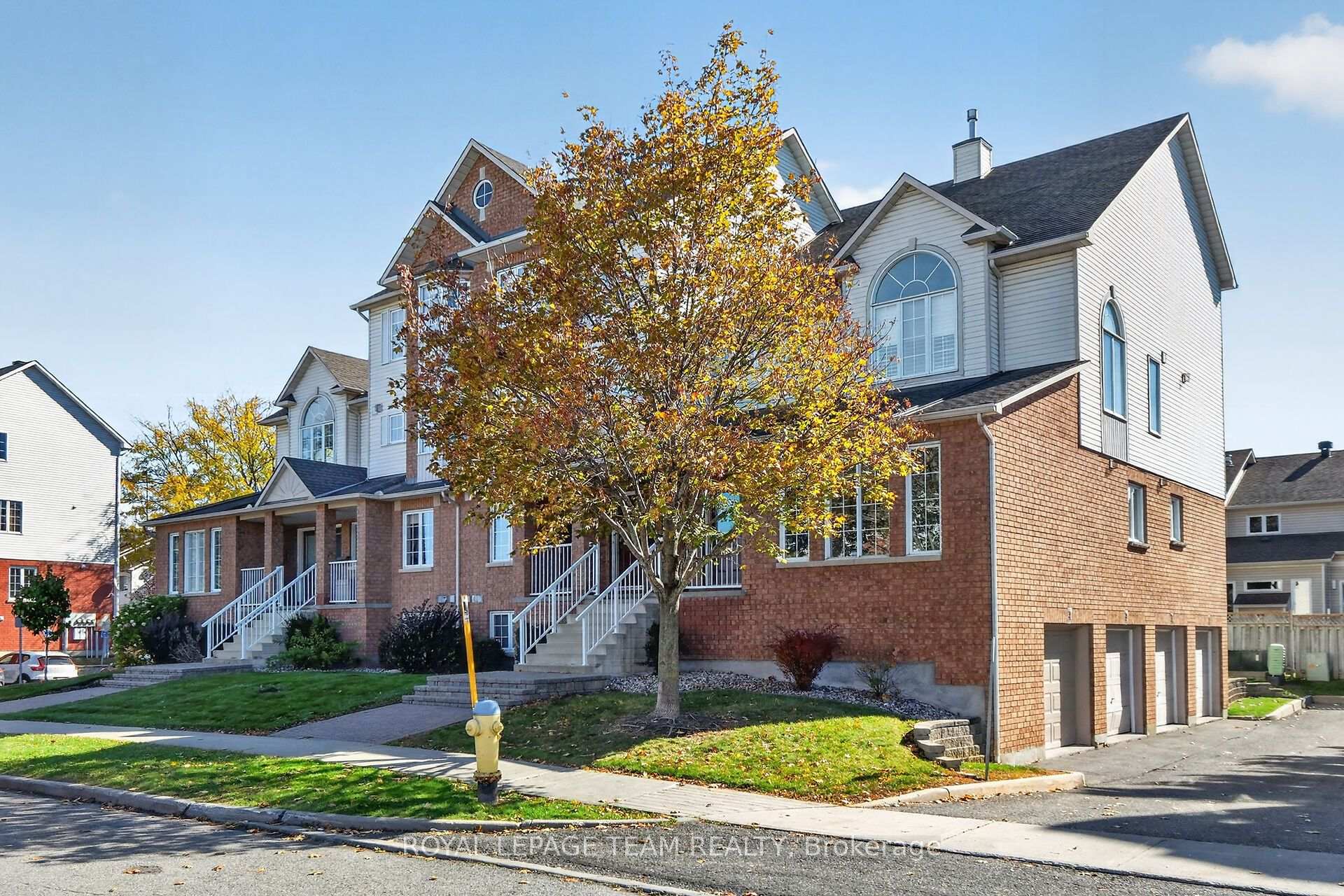 Photo 2 of Unit 6, 4482 Harper Avenue, Ottawa, Carson Grove — HOMEH