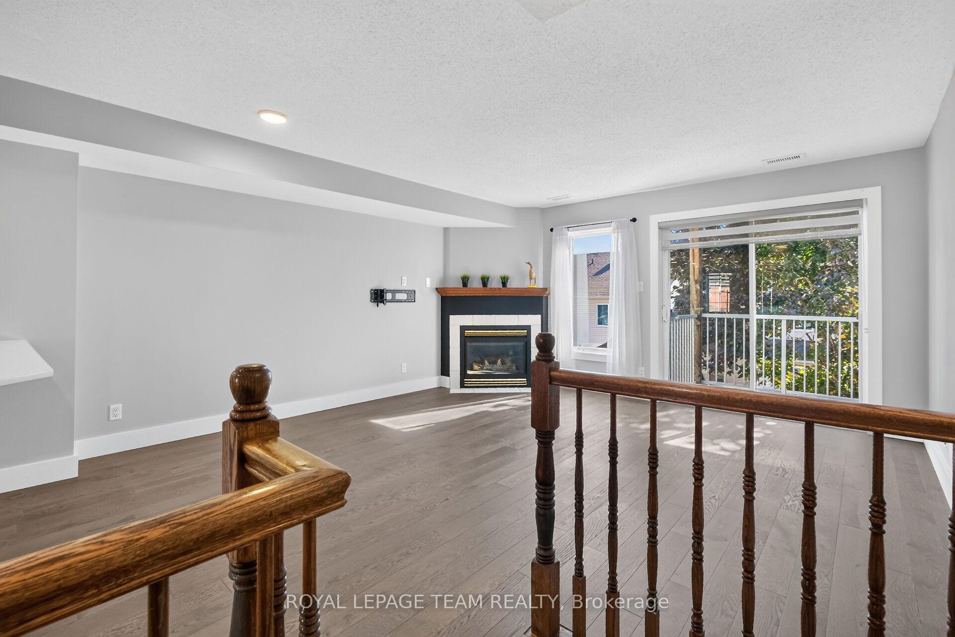 Photo 6 of Unit 6, 4482 Harper Avenue, Ottawa, Carson Grove — HOMEH