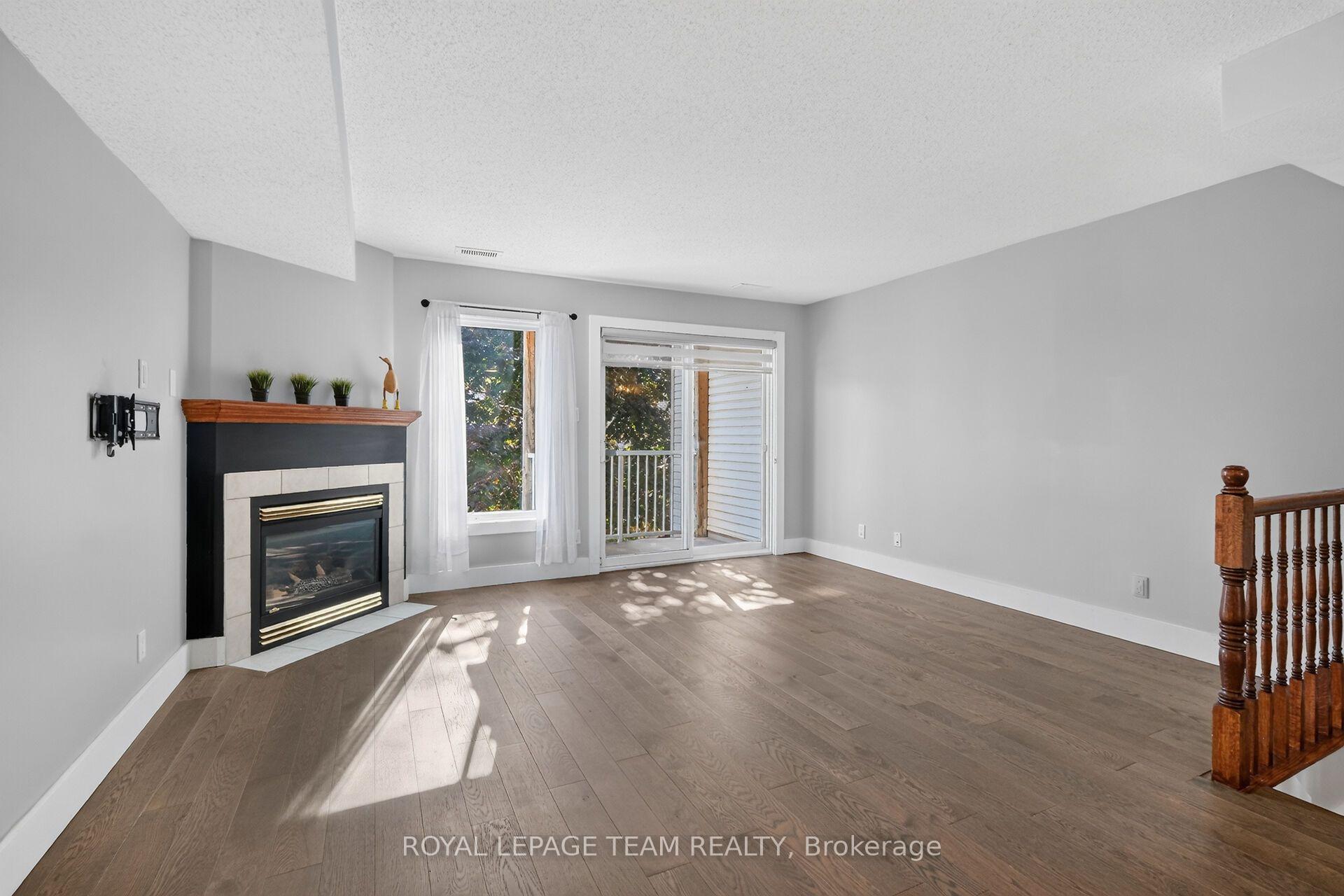 Photo 9 of Unit 6, 4482 Harper Avenue, Ottawa, Carson Grove — HOMEH