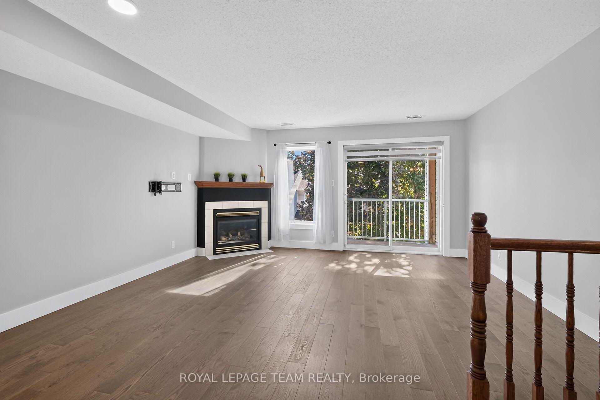 Photo 10 of Unit 6, 4482 Harper Avenue, Ottawa, Carson Grove — HOMEH
