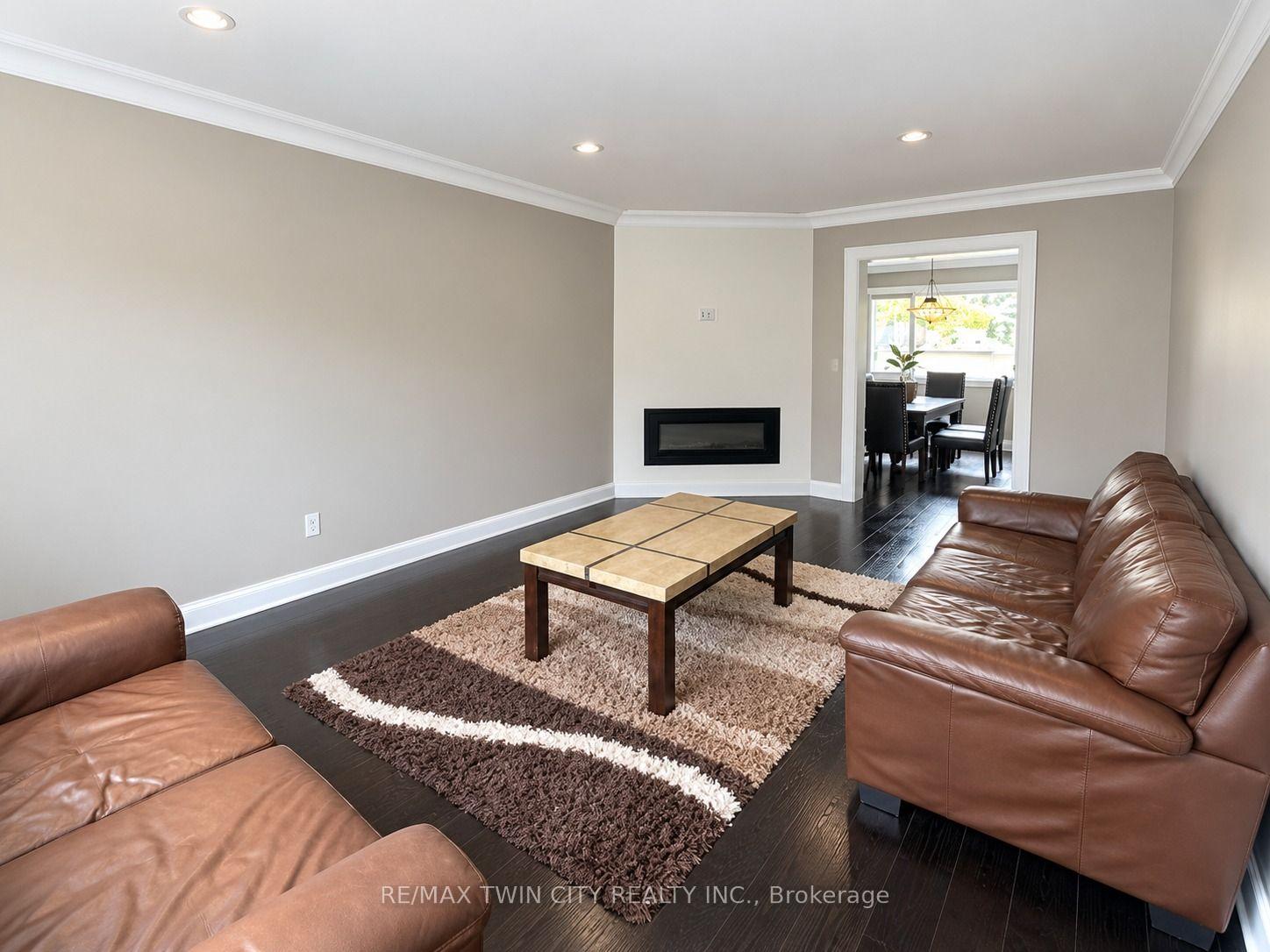 Photo 7 of Unit 100, 30 Green Valley Drive, Kitchener, Pioneer Park — HOMEH