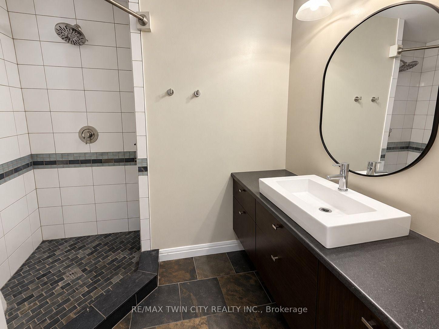 Photo 16 of Unit 100, 30 Green Valley Drive, Kitchener, Pioneer Park — HOMEH