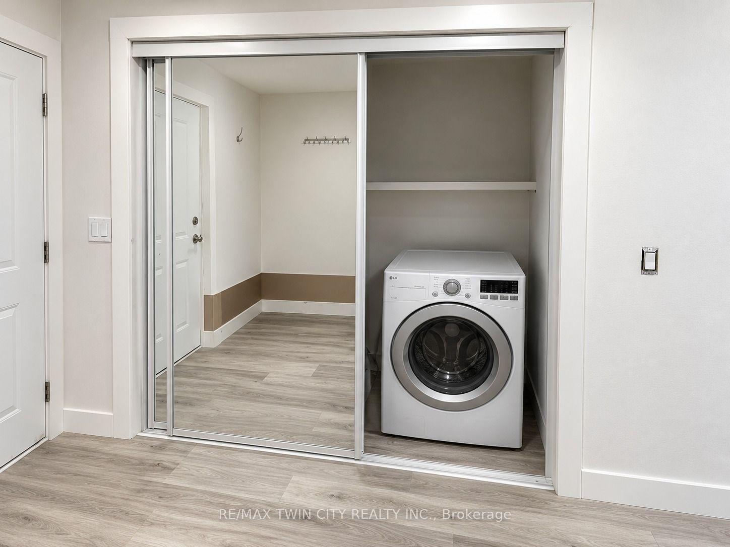 Photo 18 of Unit 100, 30 Green Valley Drive, Kitchener, Pioneer Park — HOMEH