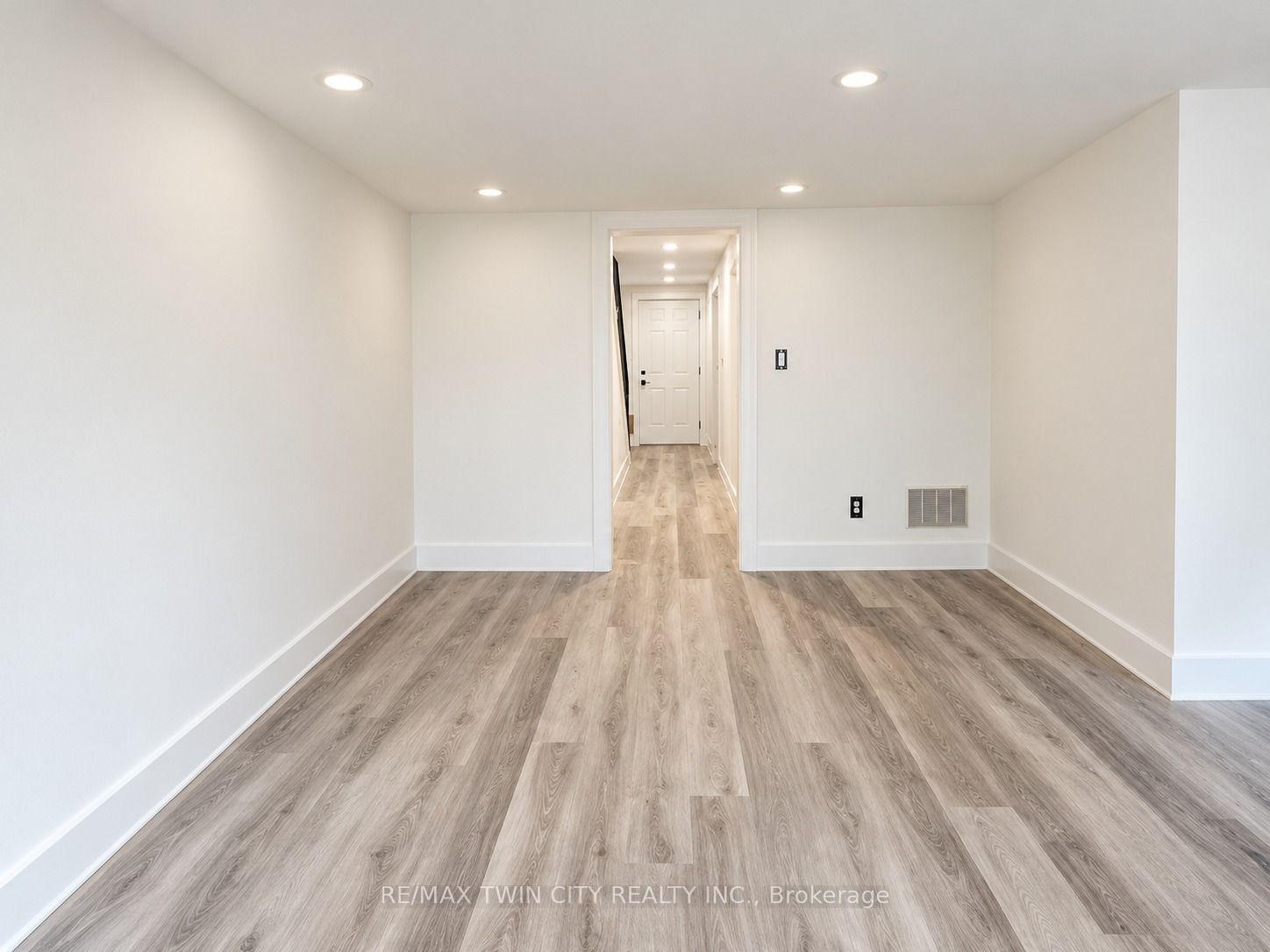Photo 19 of Unit 100, 30 Green Valley Drive, Kitchener, Pioneer Park — HOMEH