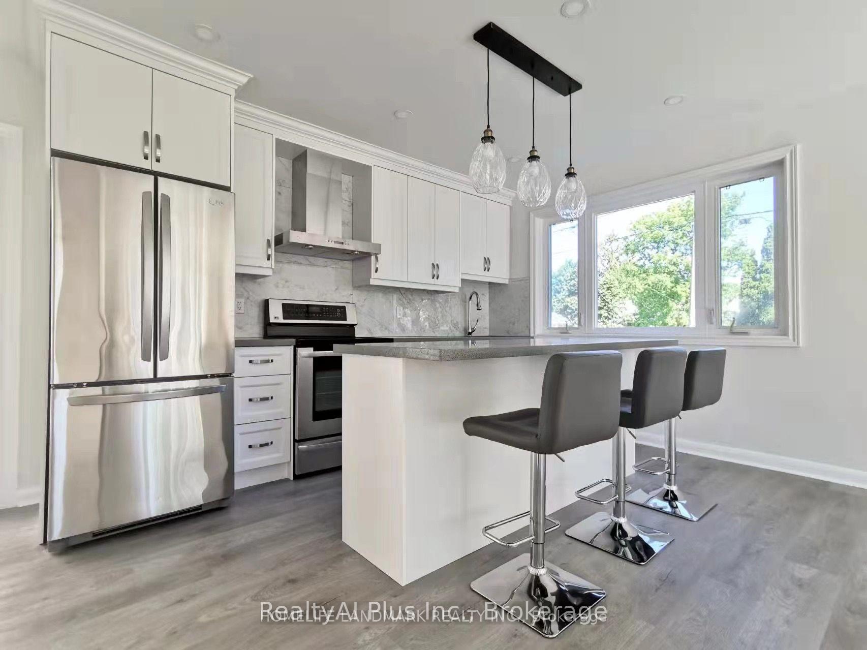 Photo 4 of Unit Main, 28 Benfer Road, Richmond Hill, Crosby — HOMEH